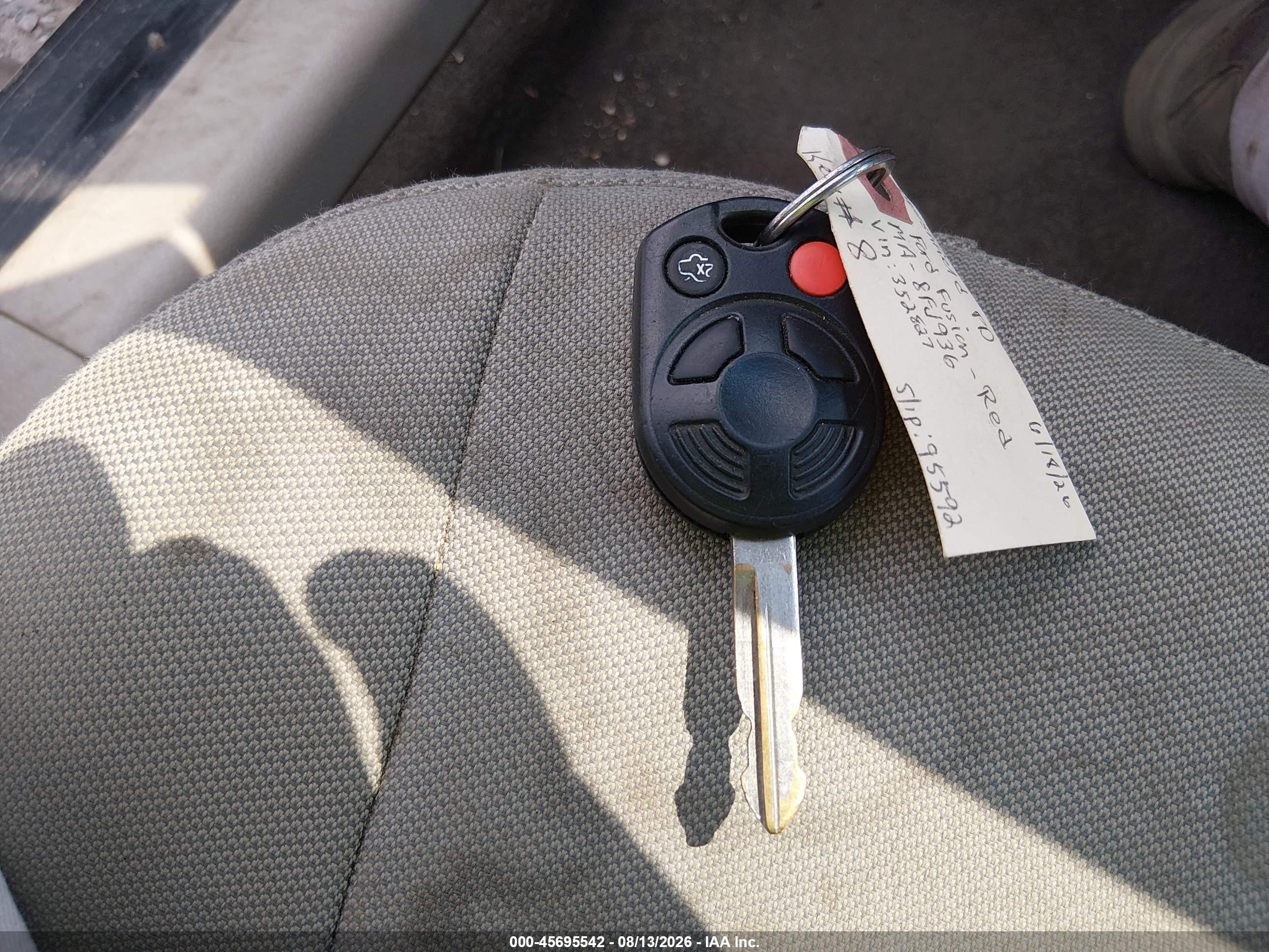 2012 Ford Fusion Se Red vin: 3FAHP0HG9CR352827