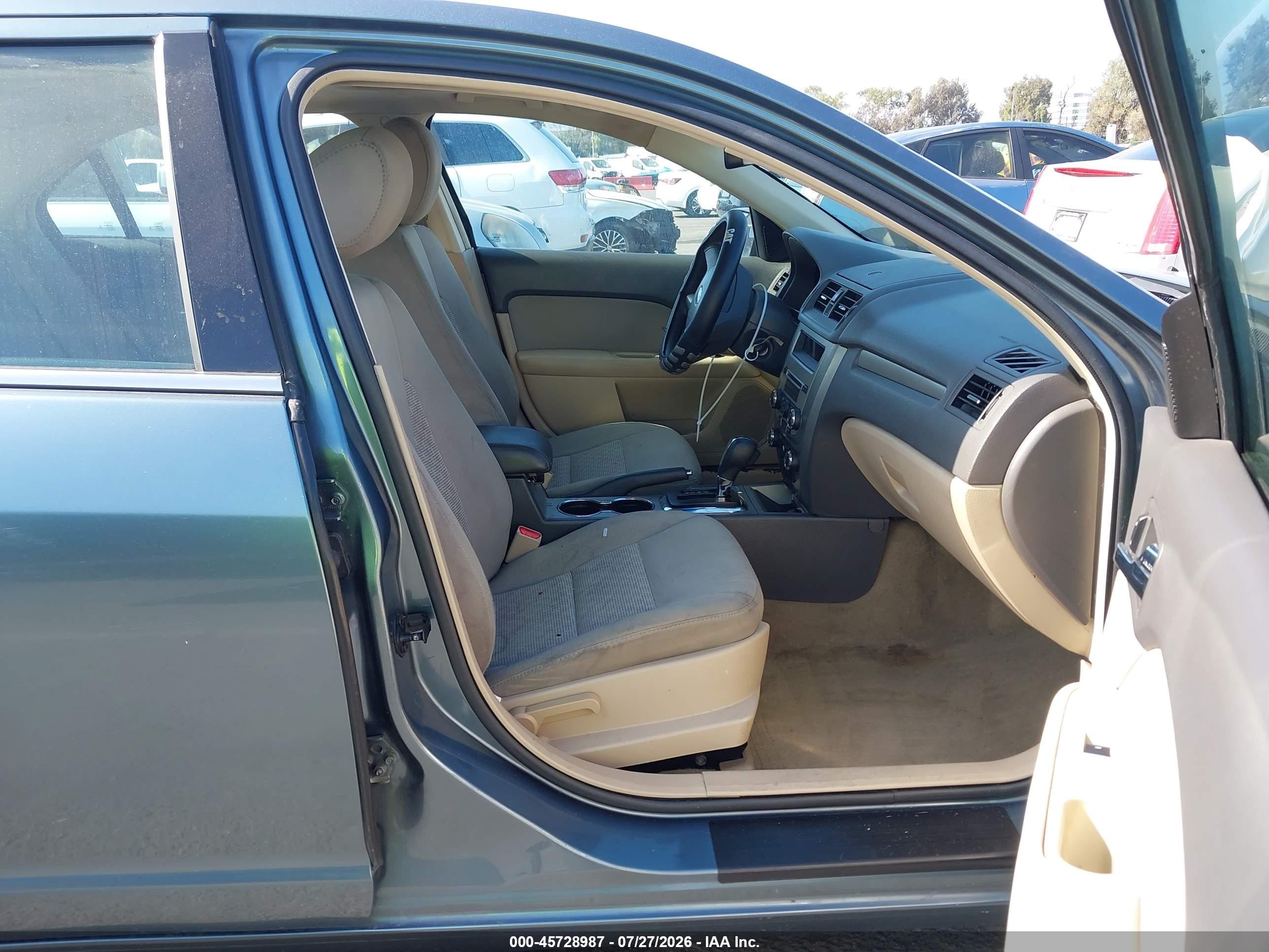2012 Ford Fusion Se Light Blue vin: 3FAHP0HG9CR449400