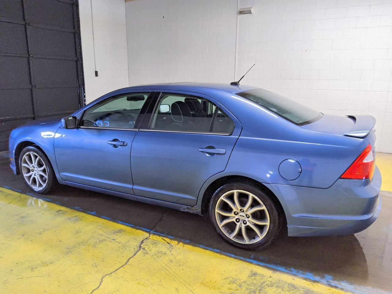2010 Ford Fusion Se Blue vin: 3FAHP0HGXAR342773