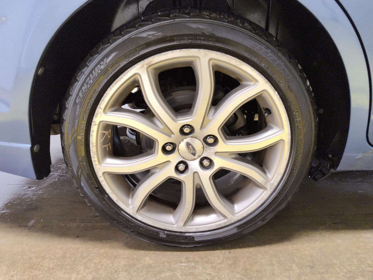 2010 Ford Fusion Se Blue vin: 3FAHP0HGXAR342773 Damage: Right Rear Wheel, Curb Rash, > 12 Inches