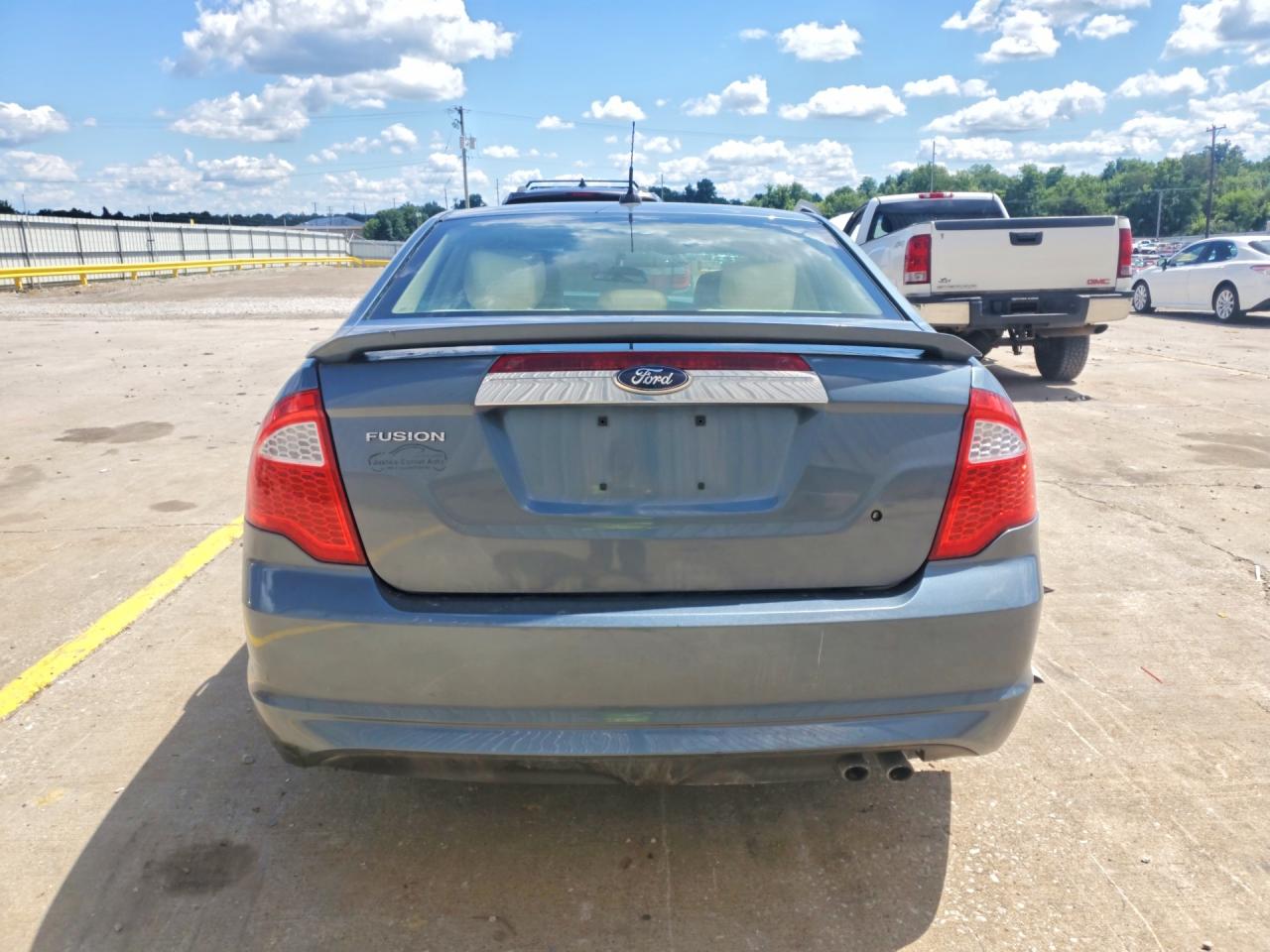 2012 Ford Fusion Gray vin: 3FAHP0JA0CR212025