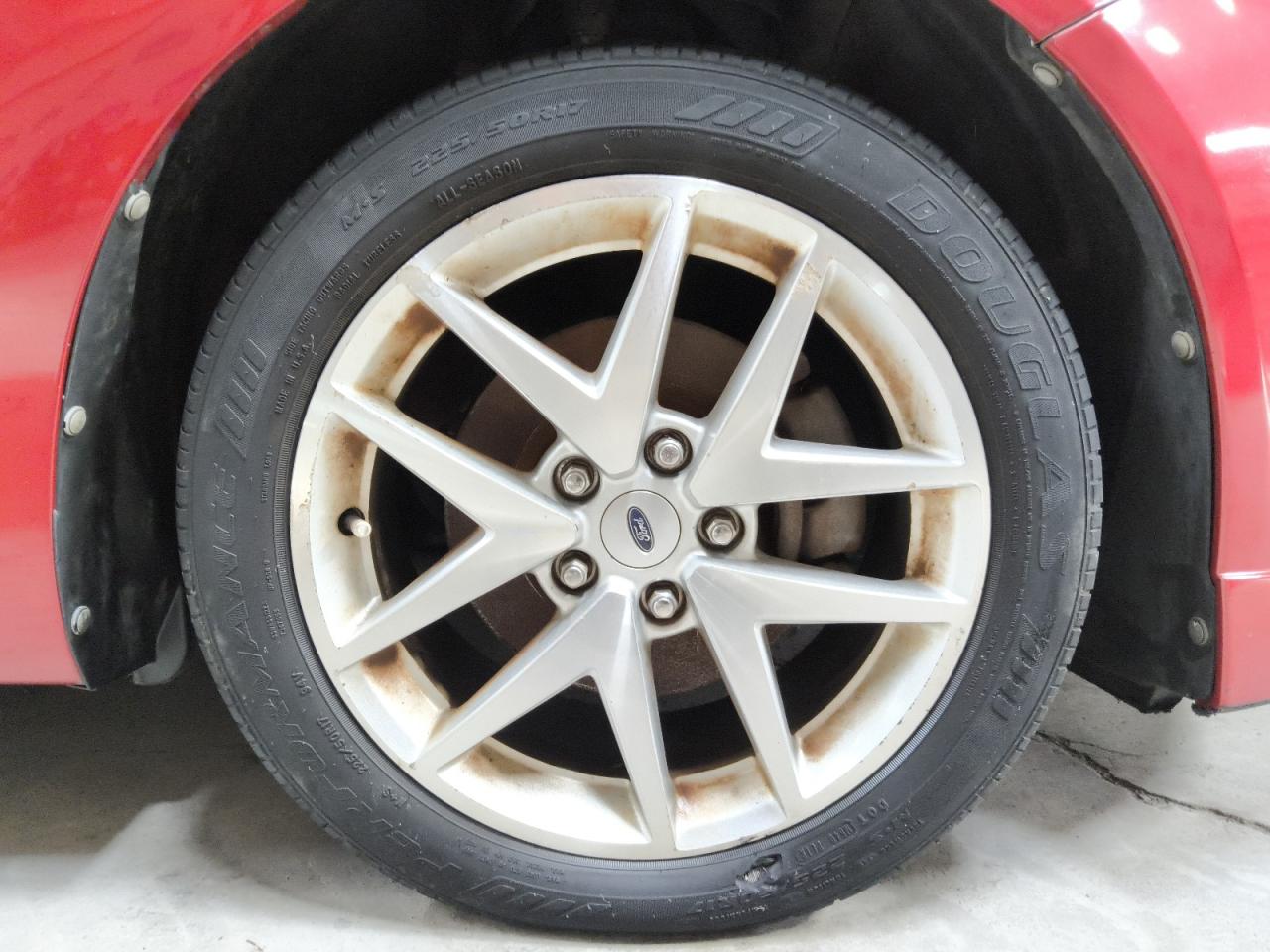 2010 Ford Fusion Sel Red vin: 3FAHP0JA2AR381203 Damage: Right Front Tire, Cut, Replacement Required