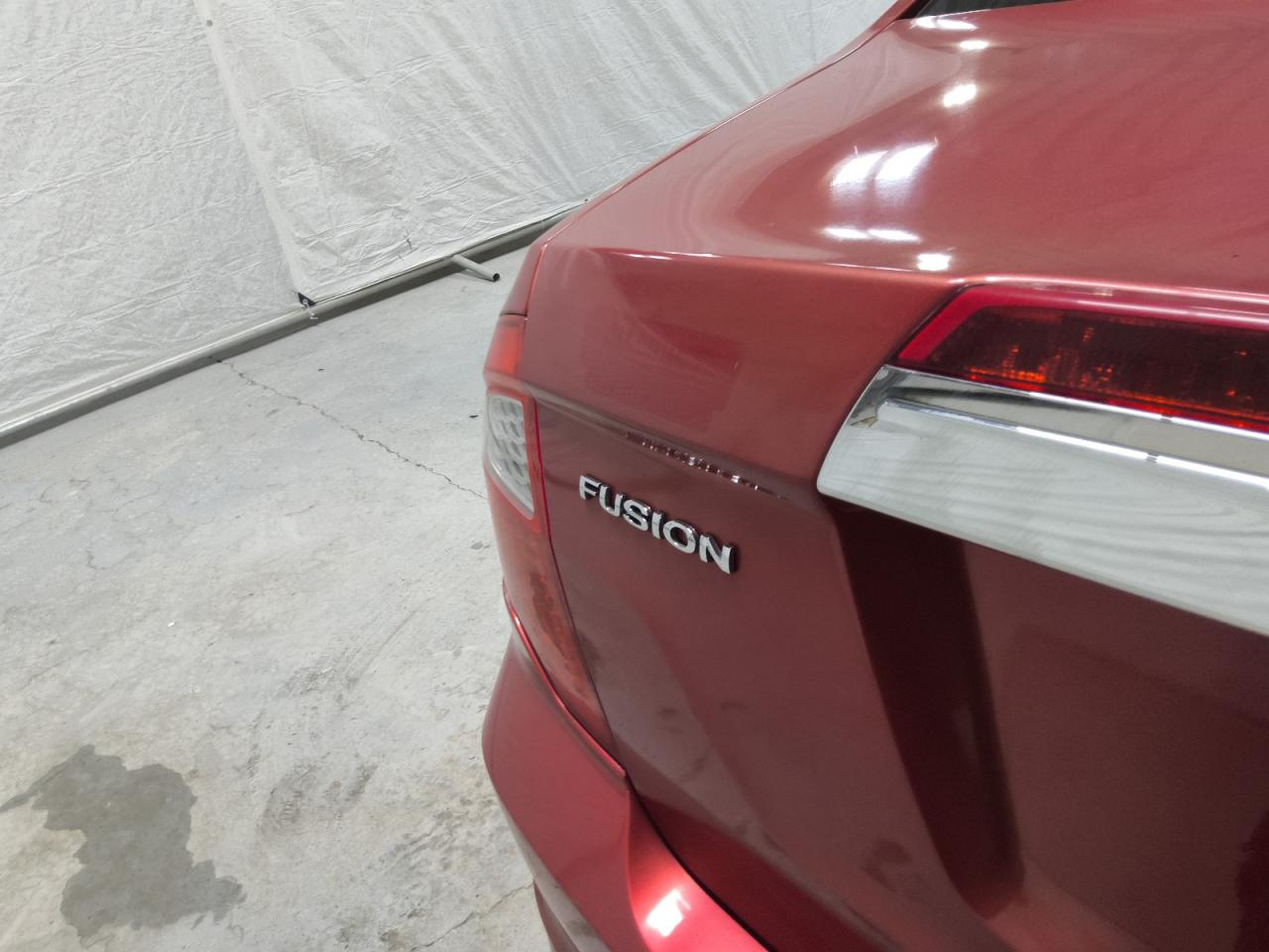 2010 Ford Fusion Sel Red vin: 3FAHP0JA2AR381203 Damage: Deck Lid, Oxidized, 5 To 6 Inches