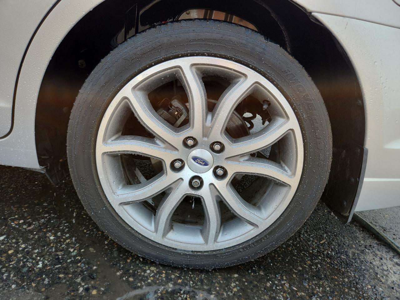 2010 Ford Fusion Sel Tan vin: 3FAHP0JA4AR164770 Damage: Left Rear Wheel, Curb Rash, 1/2 To 1 Inch