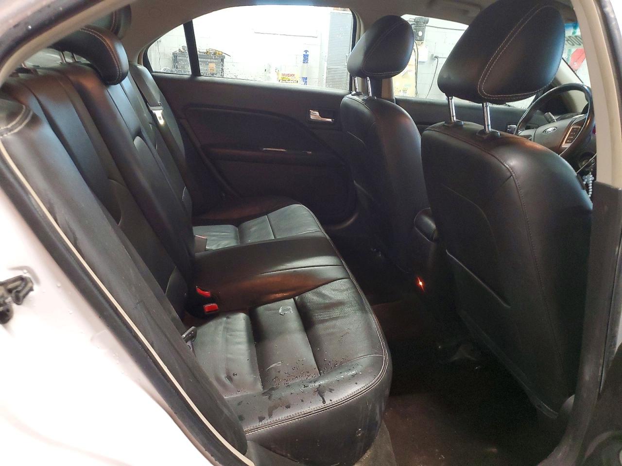2012 Ford Focus White vin: 3FAHP0JA5CR225143