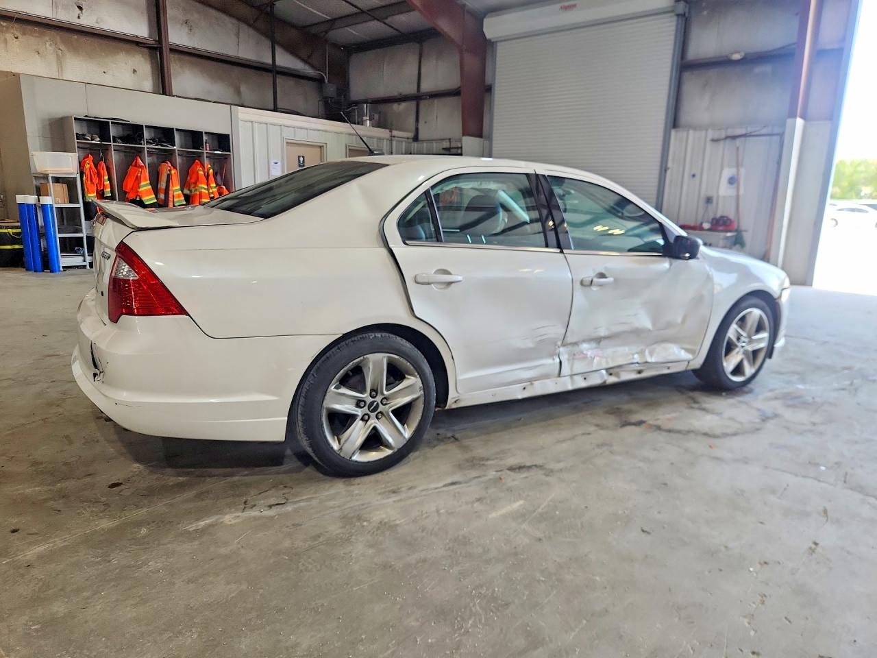 2011 Ford Fusion Sport White vin: 3FAHP0KC0BR294997