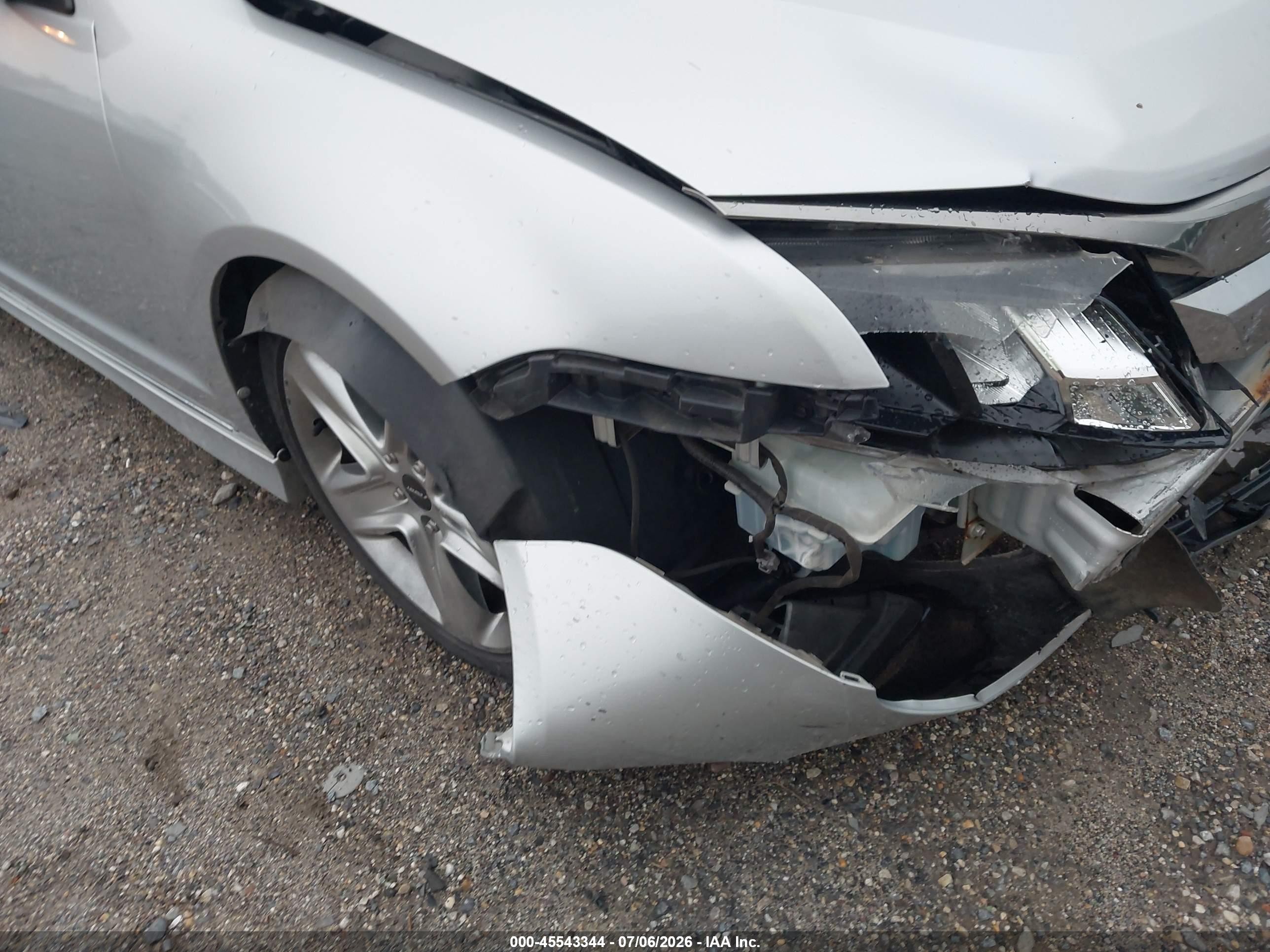 2011 Ford Fusion Sport Серебряный vin: 3FAHP0KC2BR199051