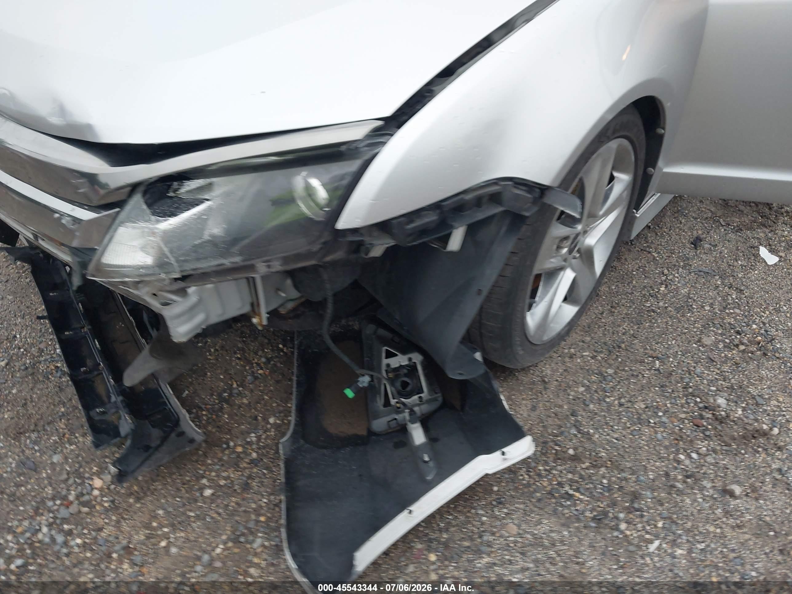 2011 Ford Fusion Sport Серебряный vin: 3FAHP0KC2BR199051