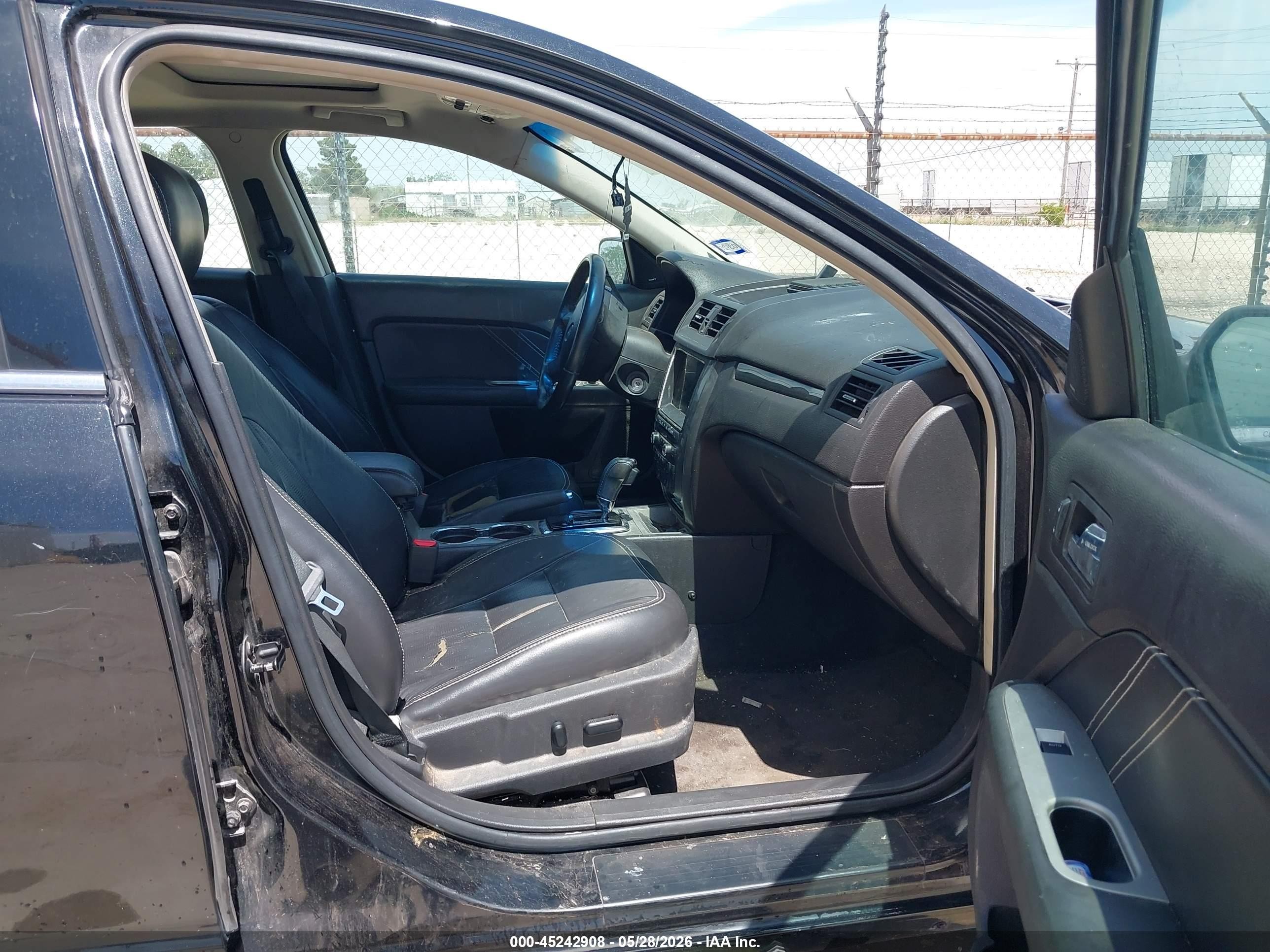 2011 Ford Fusion Sport Black vin: 3FAHP0KC4BR143953