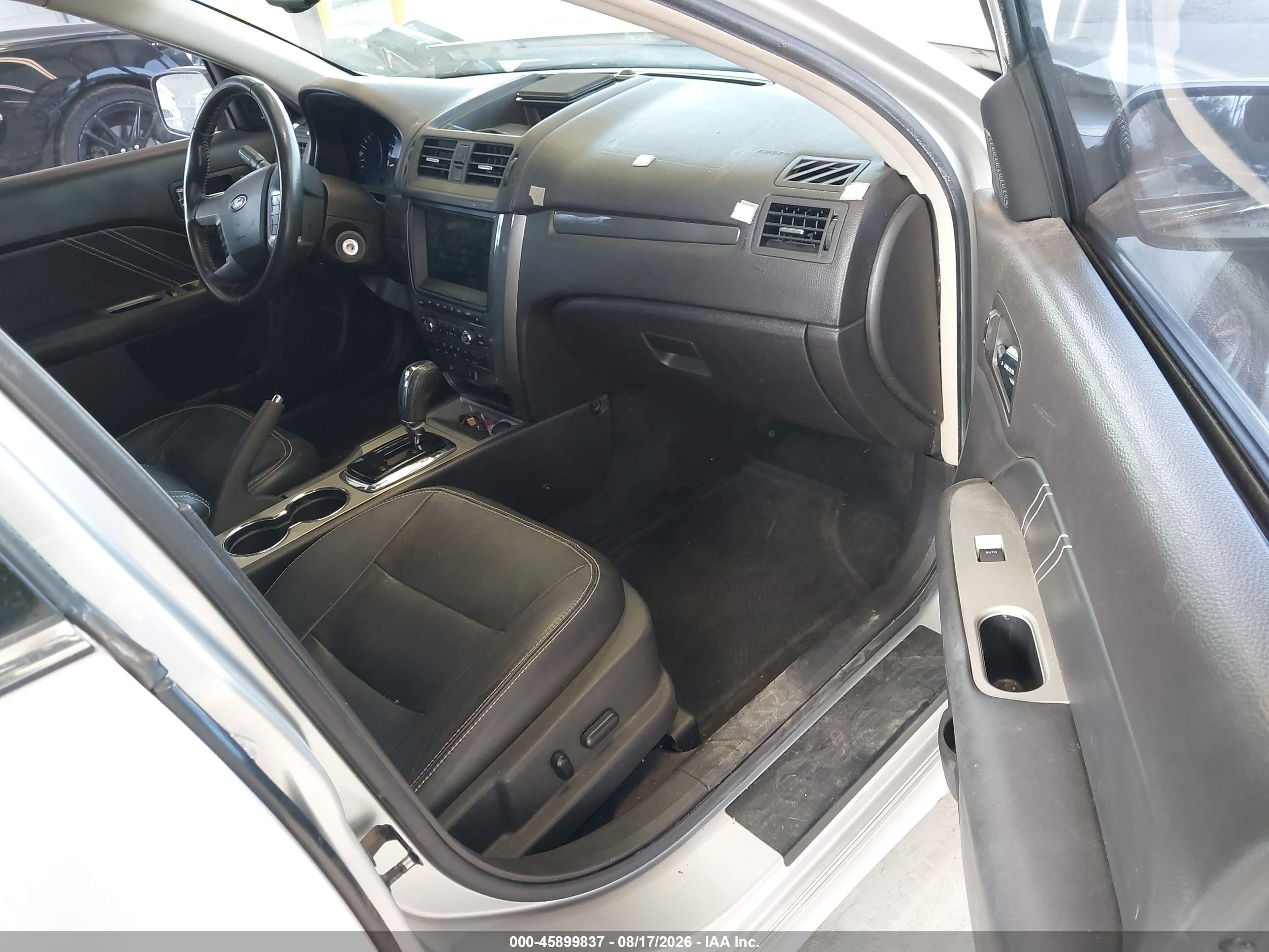 2011 Ford Fusion Sport Серебряный vin: 3FAHP0KC4BR267284