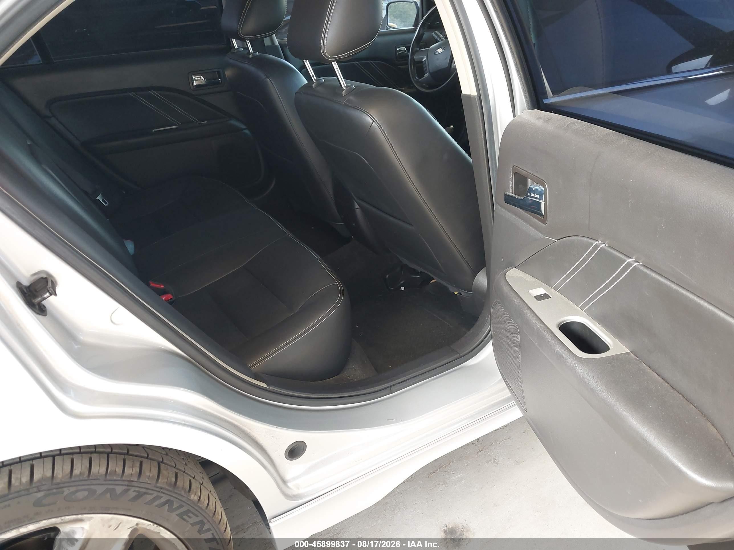 2011 Ford Fusion Sport Серебряный vin: 3FAHP0KC4BR267284