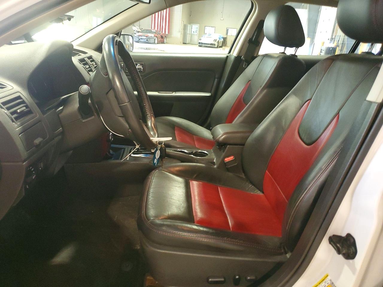 2012 Ford Fusion Sport White vin: 3FAHP0KC6CR168385
