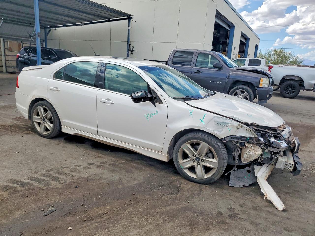 2012 Ford Fusion Sport White vin: 3FAHP0KC6CR169844