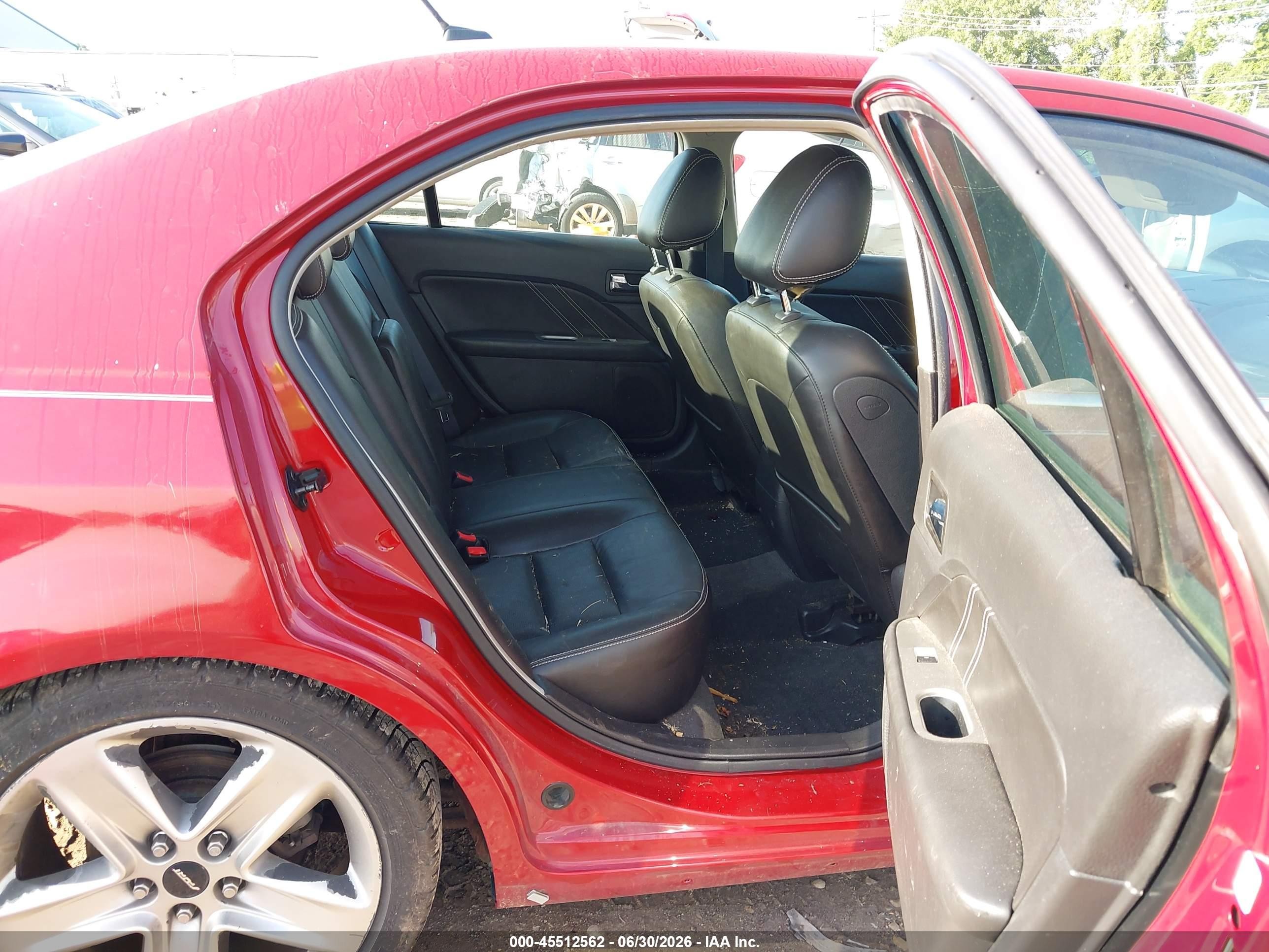 2010 Ford Fusion Sport Red vin: 3FAHP0KC7AR232155