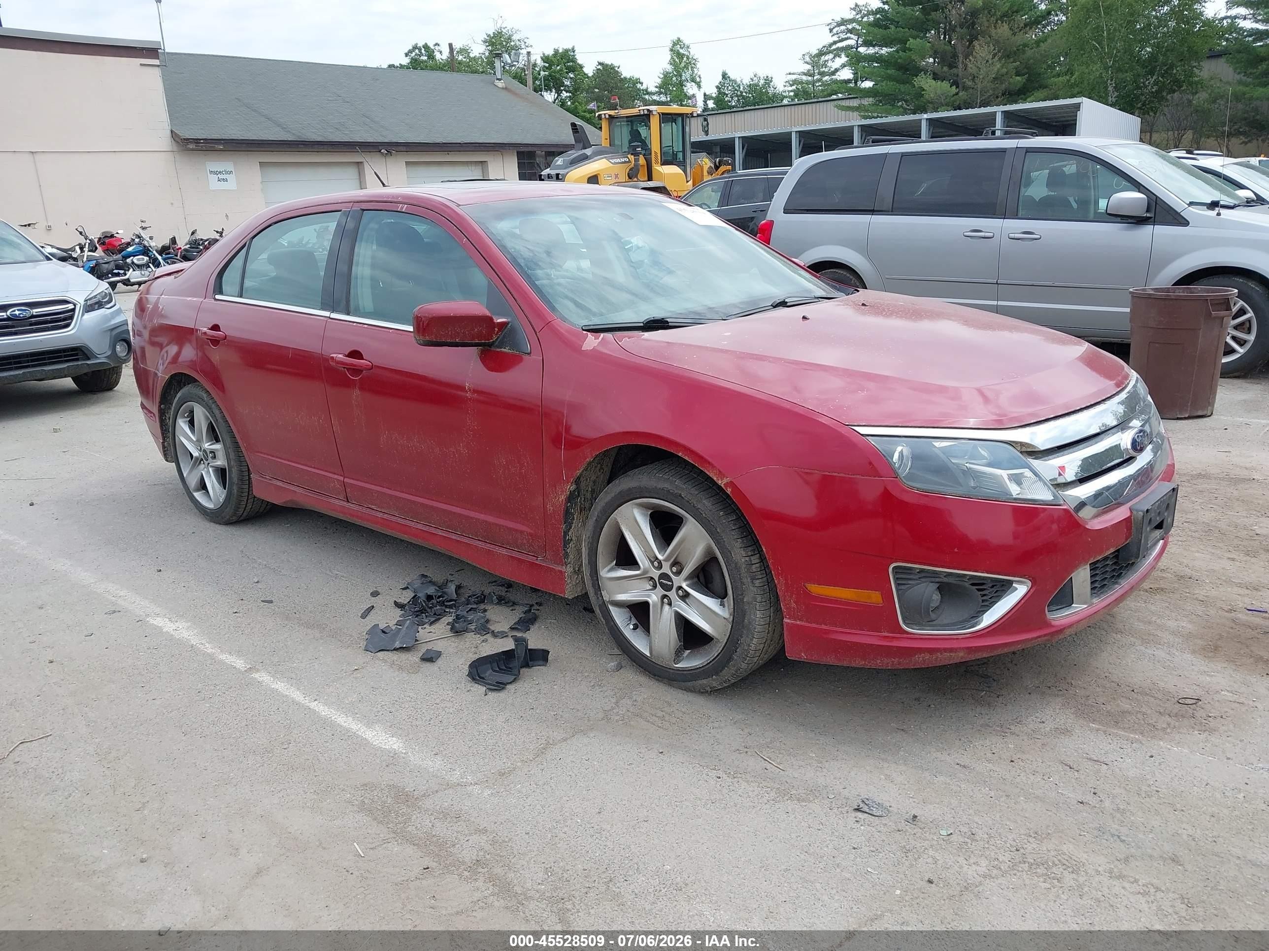 2010 Ford Fusion Sport Red vin: 3FAHP0KC8AR201030