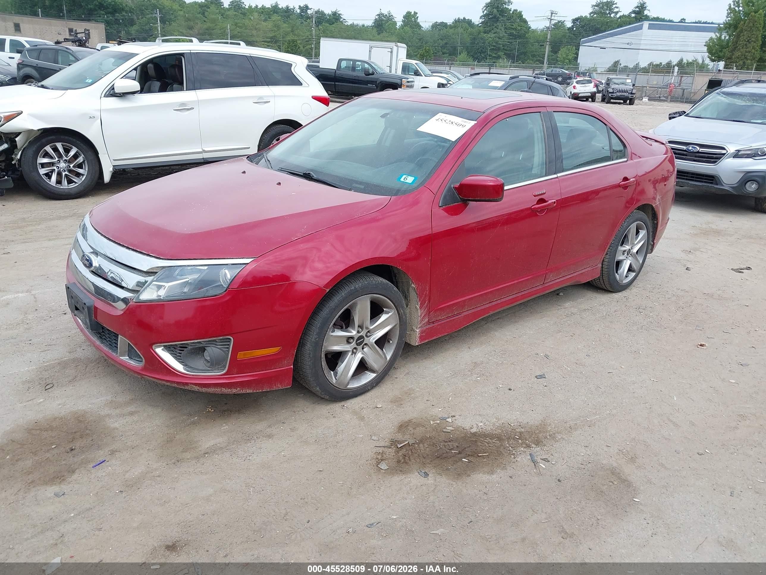 2010 Ford Fusion Sport Red vin: 3FAHP0KC8AR201030