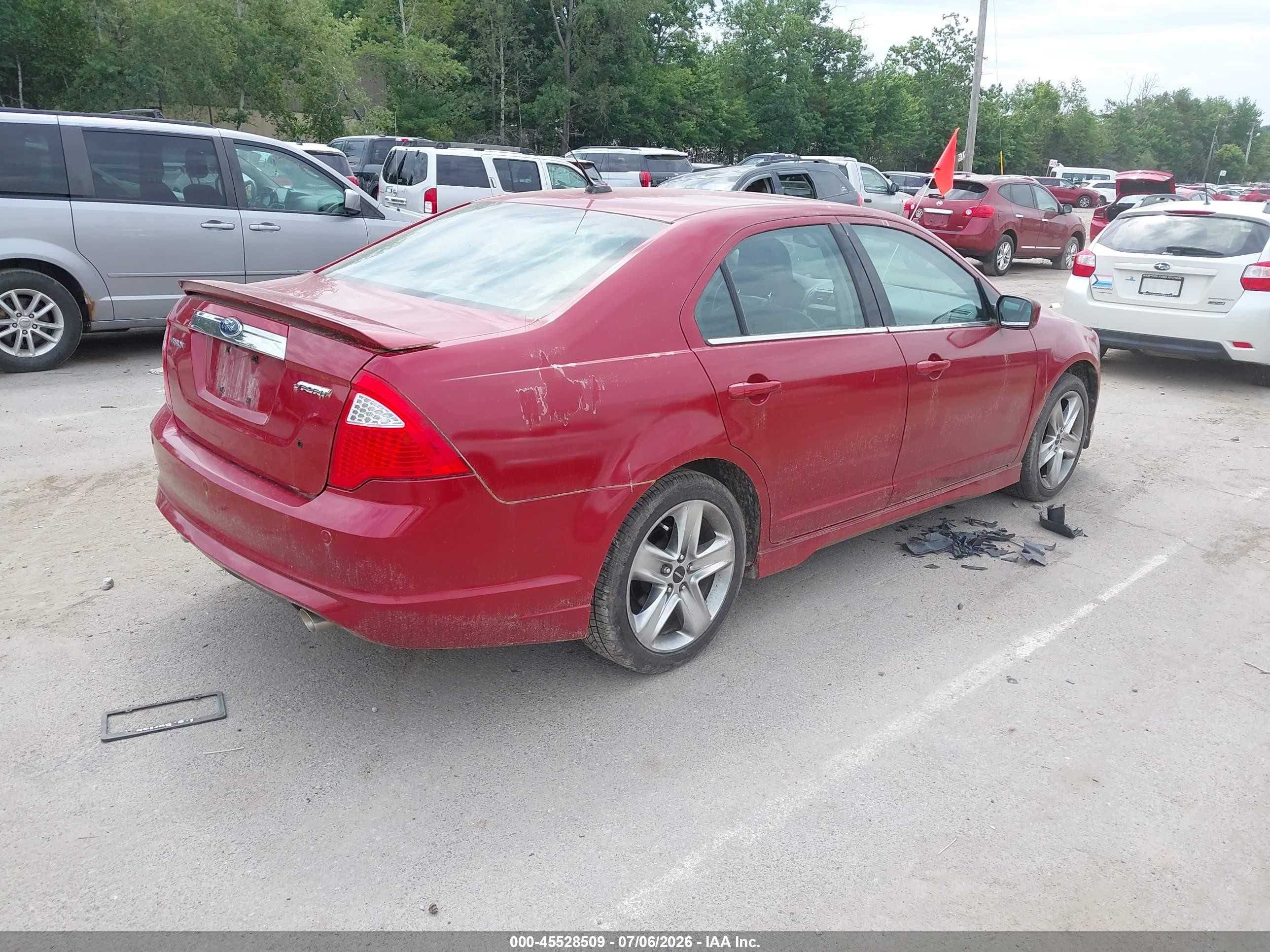 2010 Ford Fusion Sport Red vin: 3FAHP0KC8AR201030