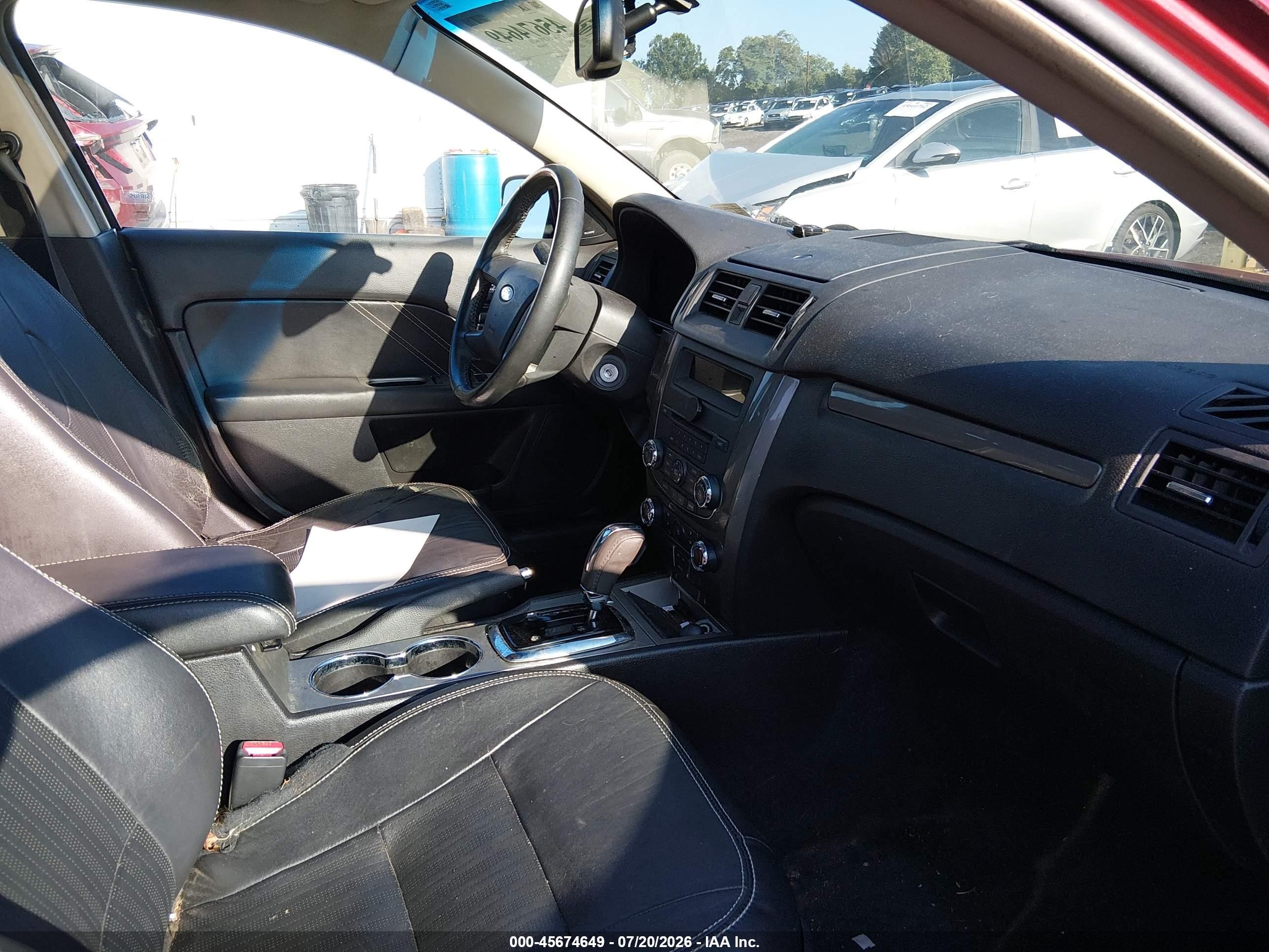 2010 Ford Fusion Sport Red vin: 3FAHP0KCXAR161310