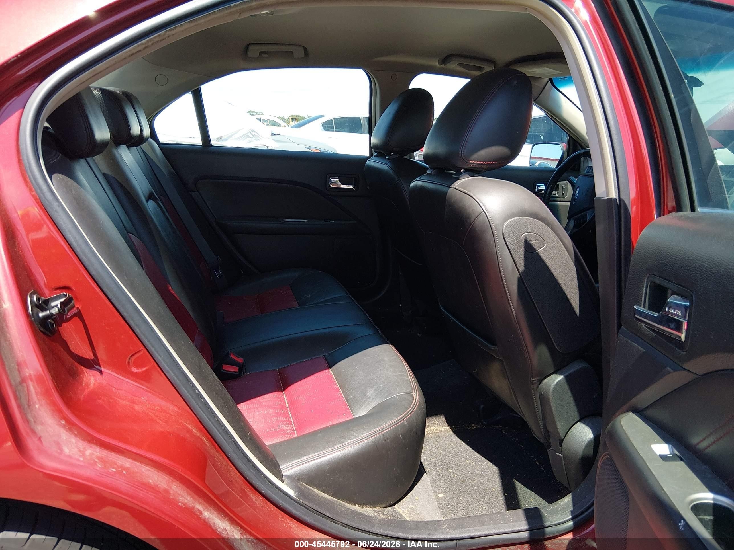 2010 Ford Fusion Sport Red vin: 3FAHP0KCXAR169455