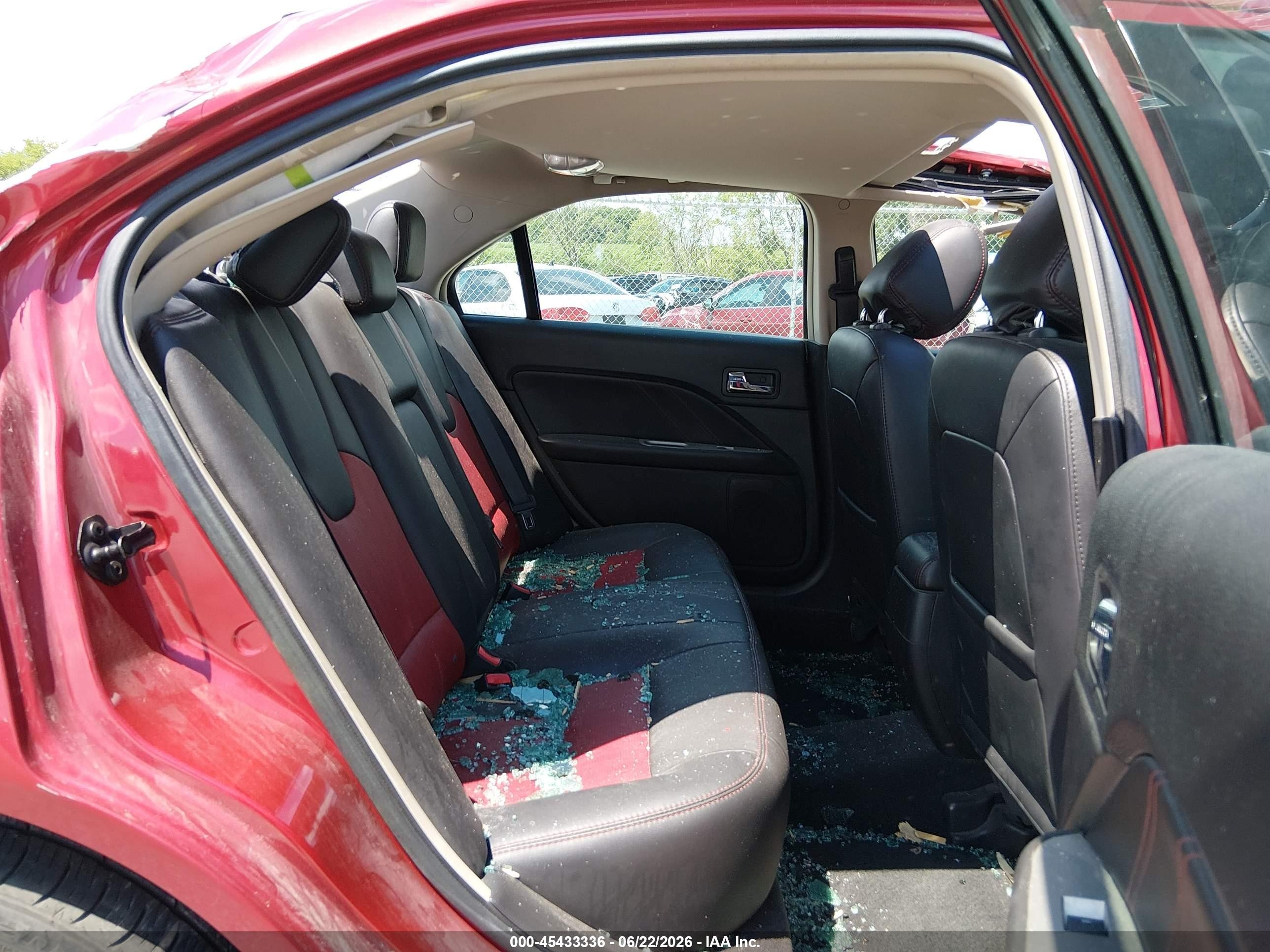 2012 Ford Fusion Sport Red vin: 3FAHP0KCXCR394039
