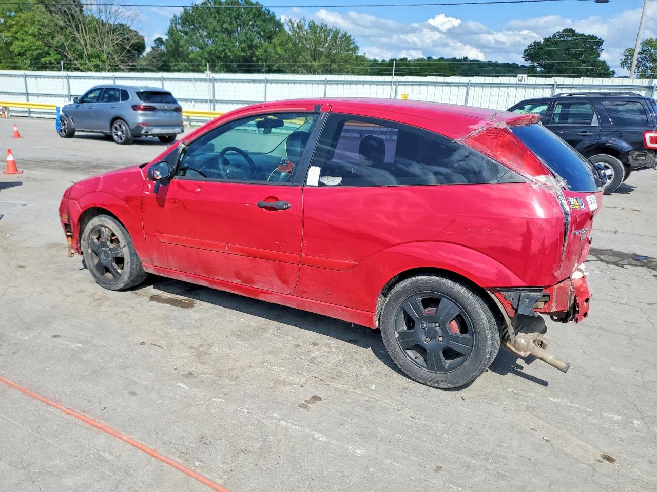 2005 Ford Focus Zx3 Red vin: 3FAHP31N25R116274