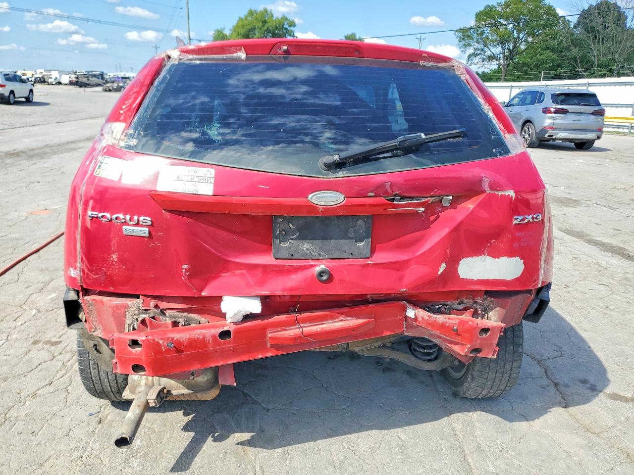 2005 Ford Focus Zx3 Red vin: 3FAHP31N25R116274