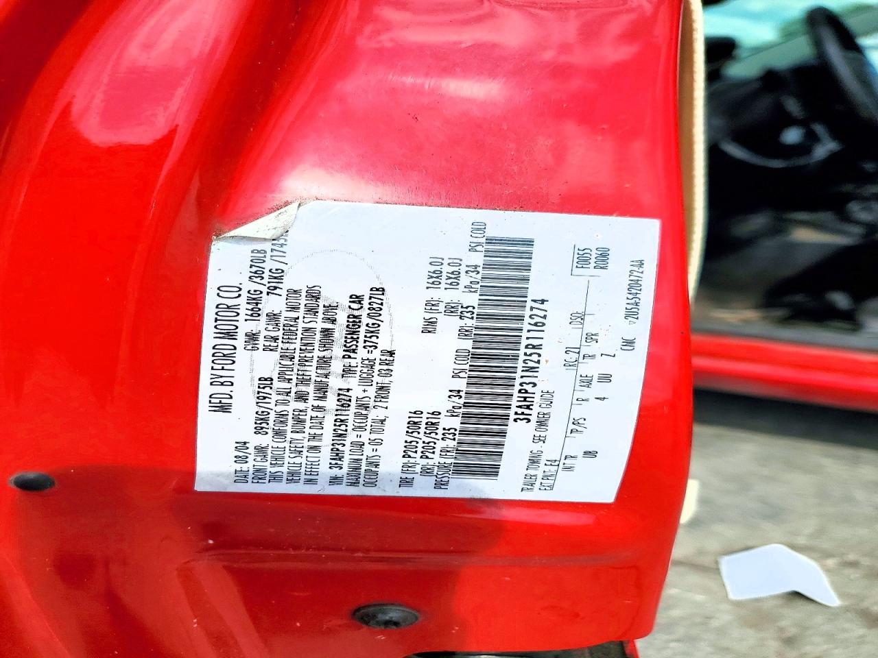 2005 Ford Focus Zx3 Red vin: 3FAHP31N25R116274