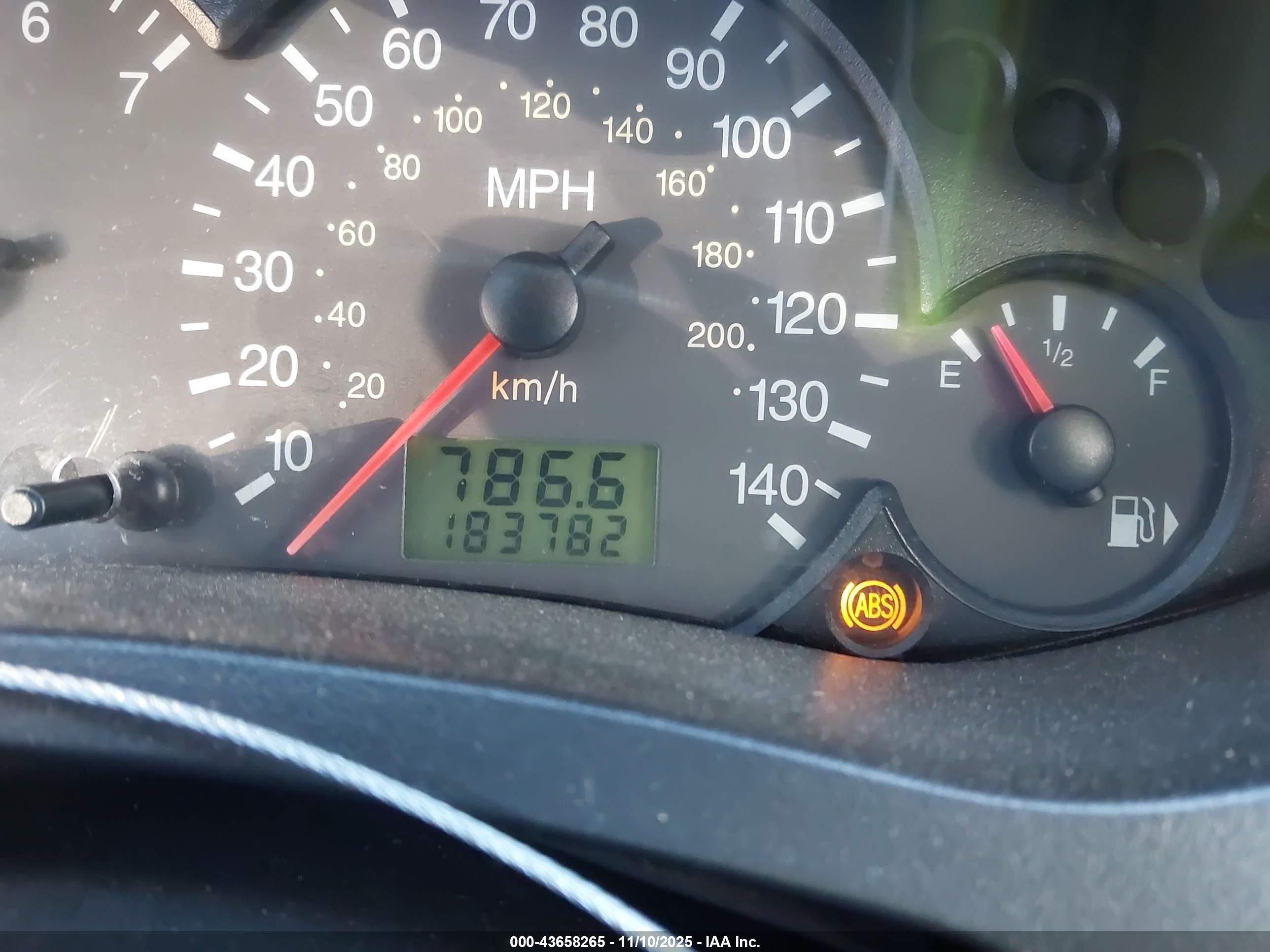 2005 Ford Focus Zx3 Silver vin: 3FAHP31N35R146237
