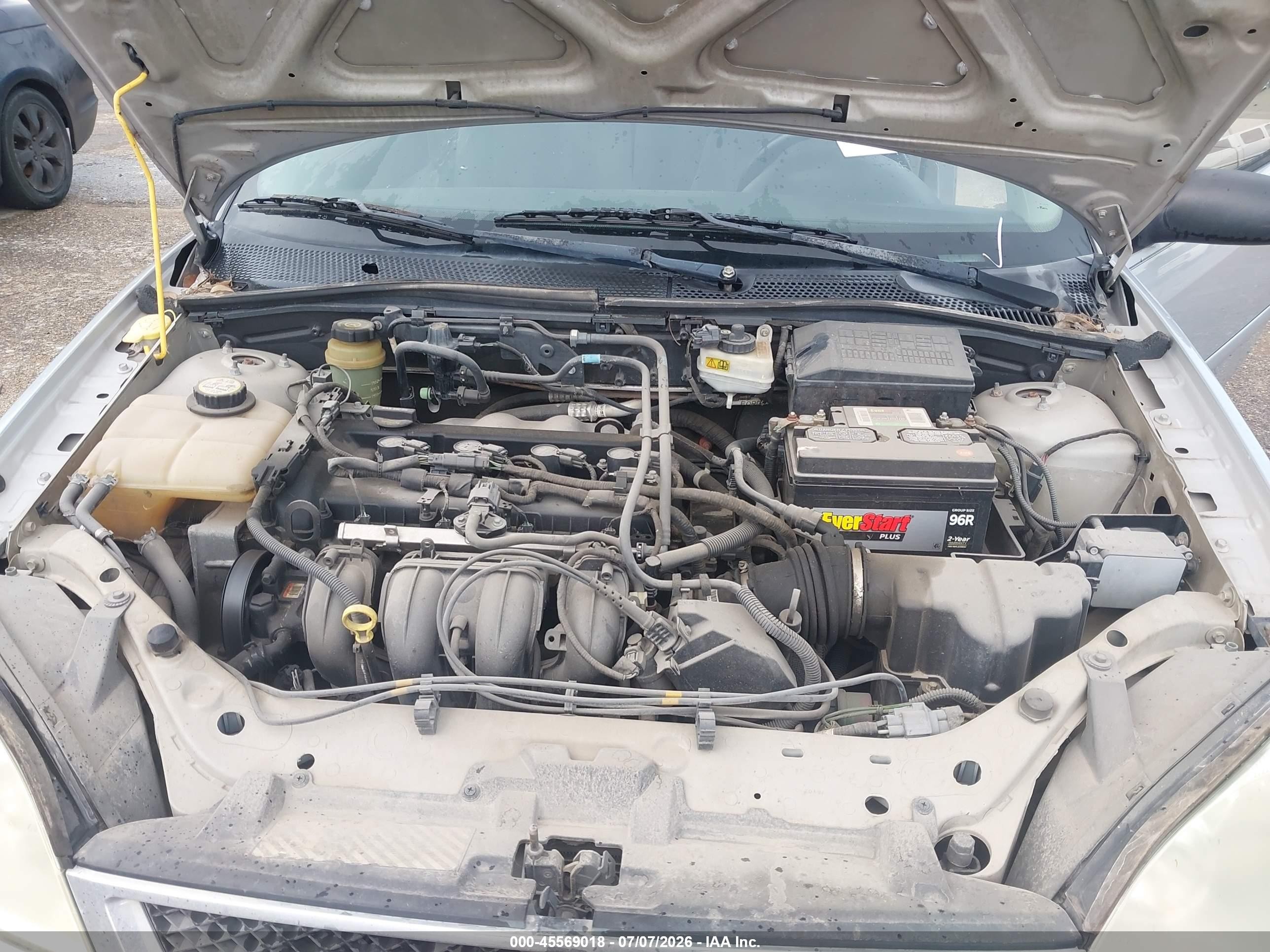 2005 Ford Focus Zx3 Серебряный vin: 3FAHP31N35R146237