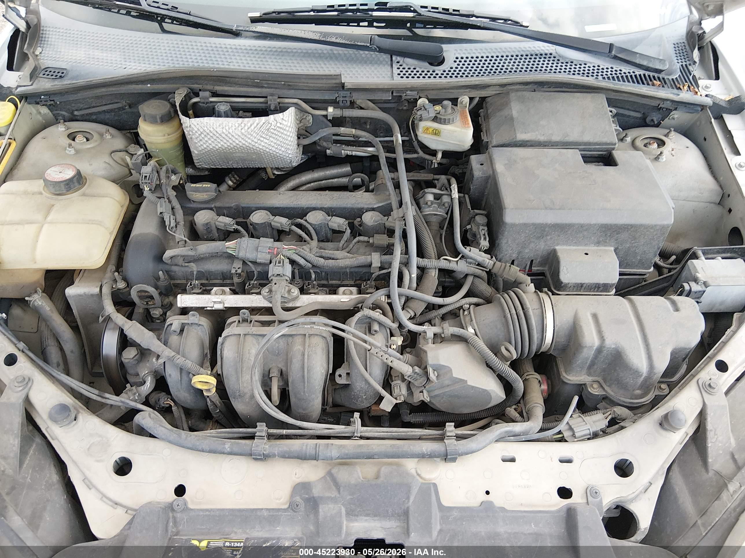 2005 Ford Focus Zx3 Серебряный vin: 3FAHP31N75R125097