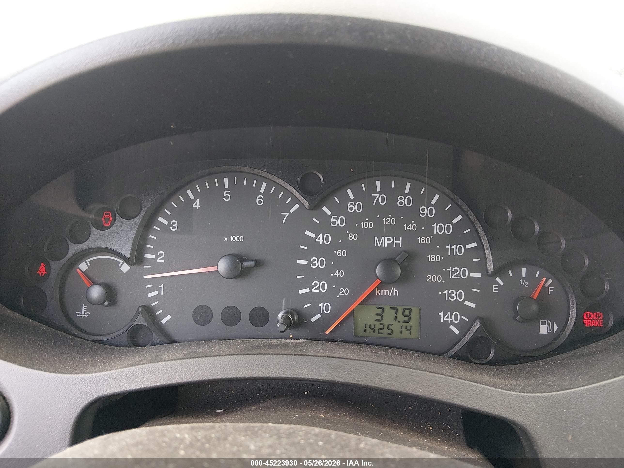 2005 Ford Focus Zx3 Серебряный vin: 3FAHP31N75R125097
