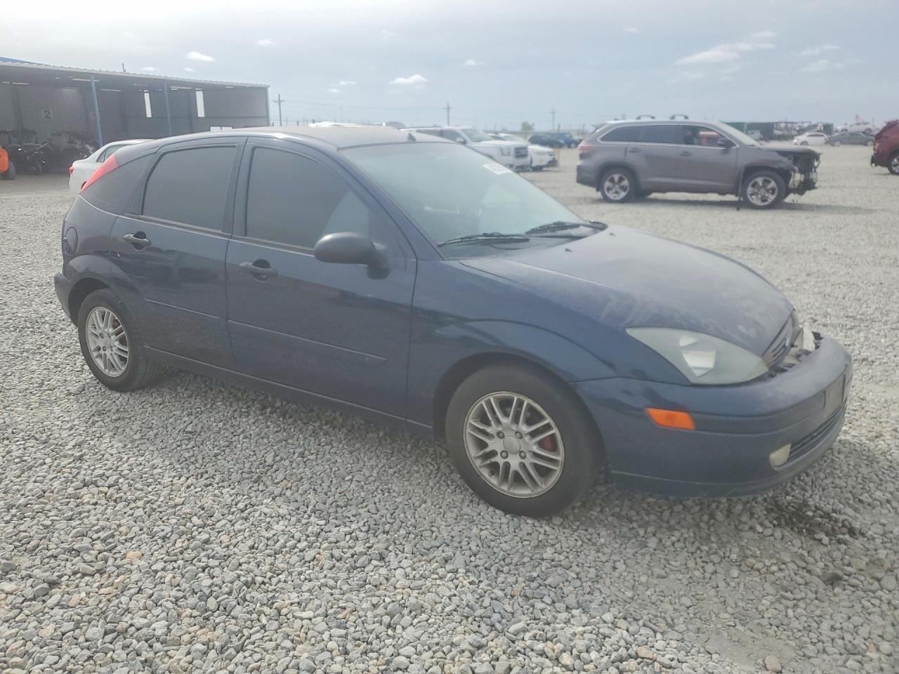 2003 Ford Focus Blue vin: 3FAHP37333R106016