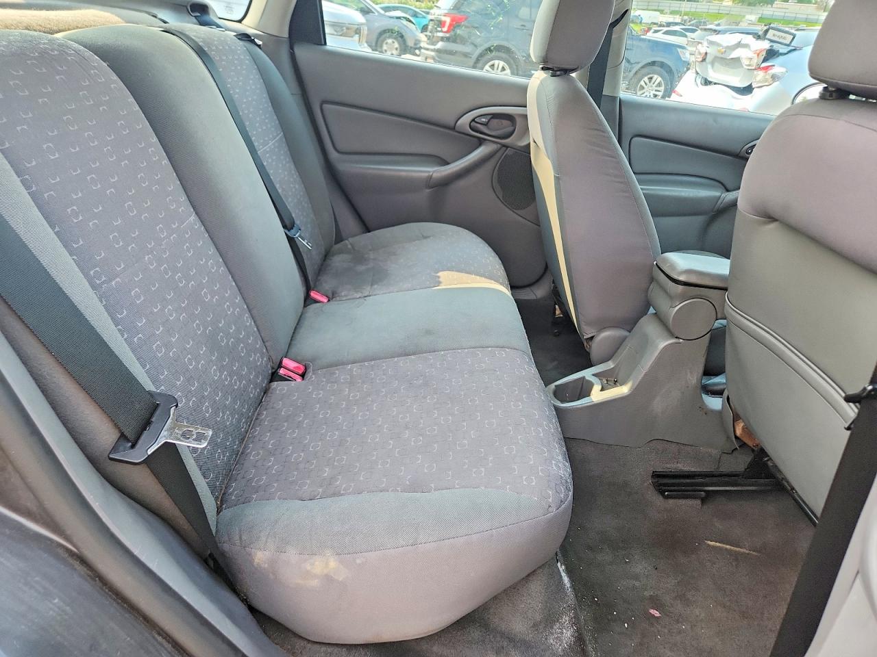 2004 Ford Focus Zx5 Charcoal vin: 3FAHP37344R106124