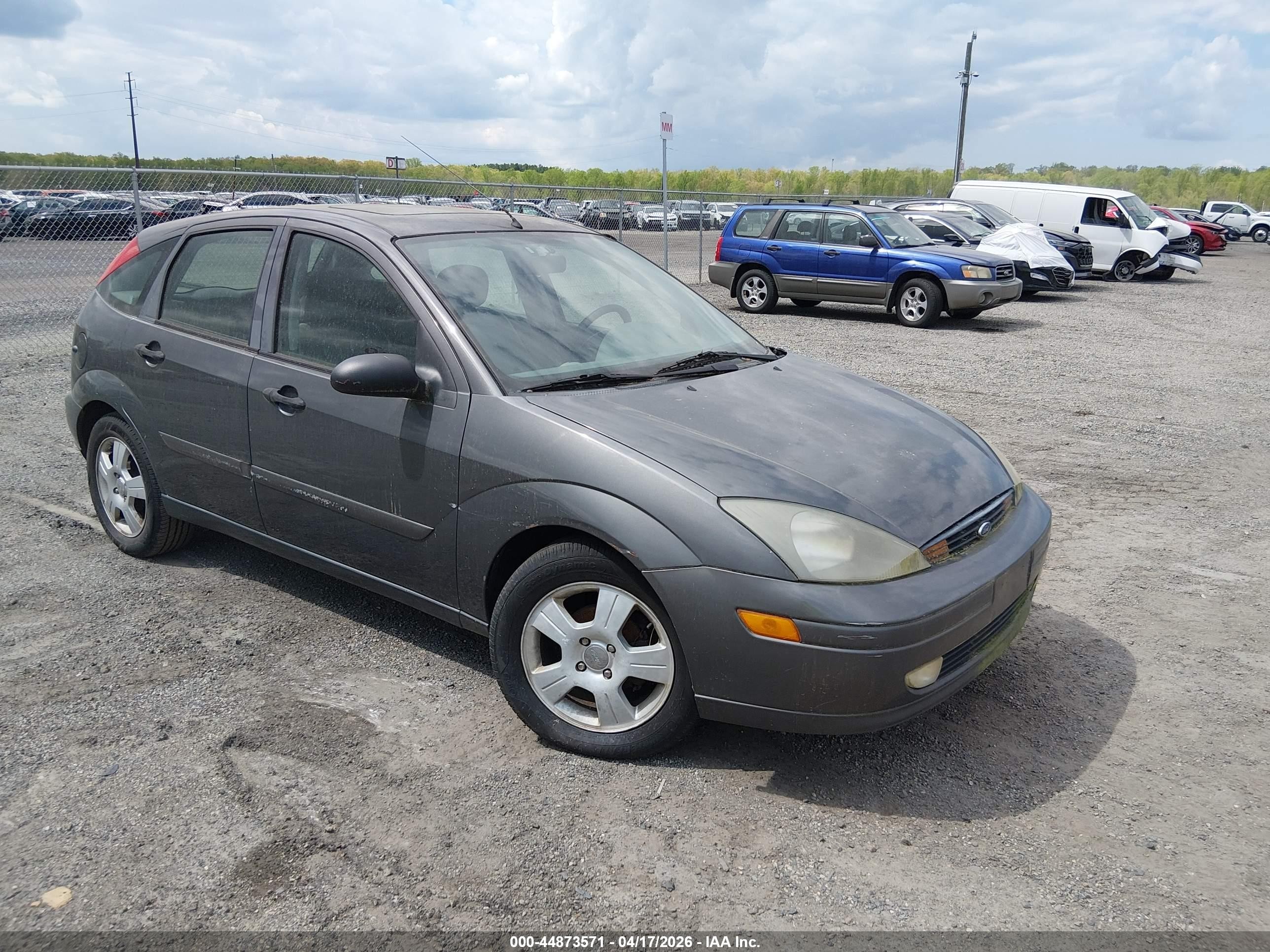 2003 Ford Focus Zx5 Gray vin: 3FAHP37363R129757
