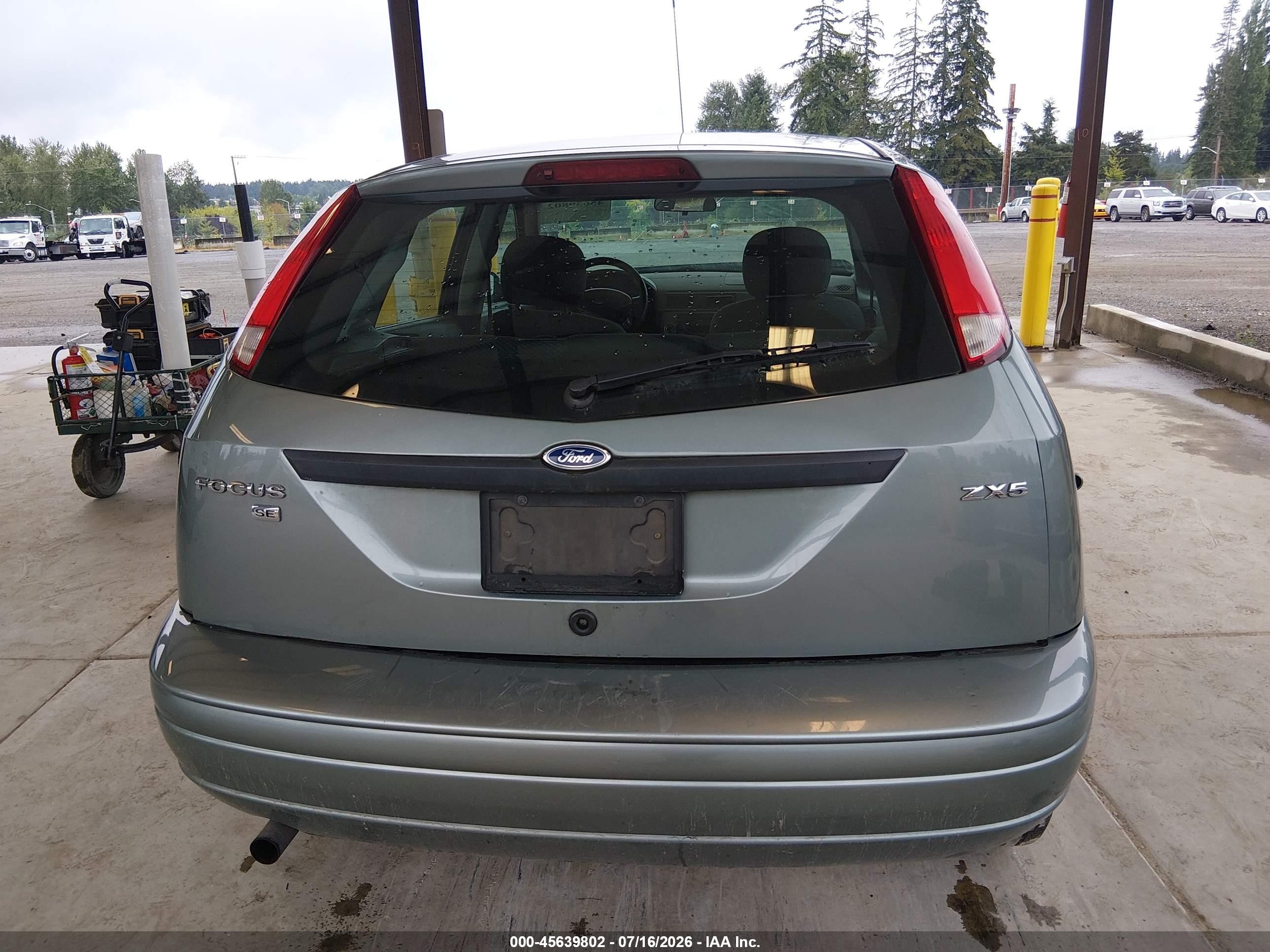 2005 Ford Focus Zx5 Green vin: 3FAHP37N15R119903