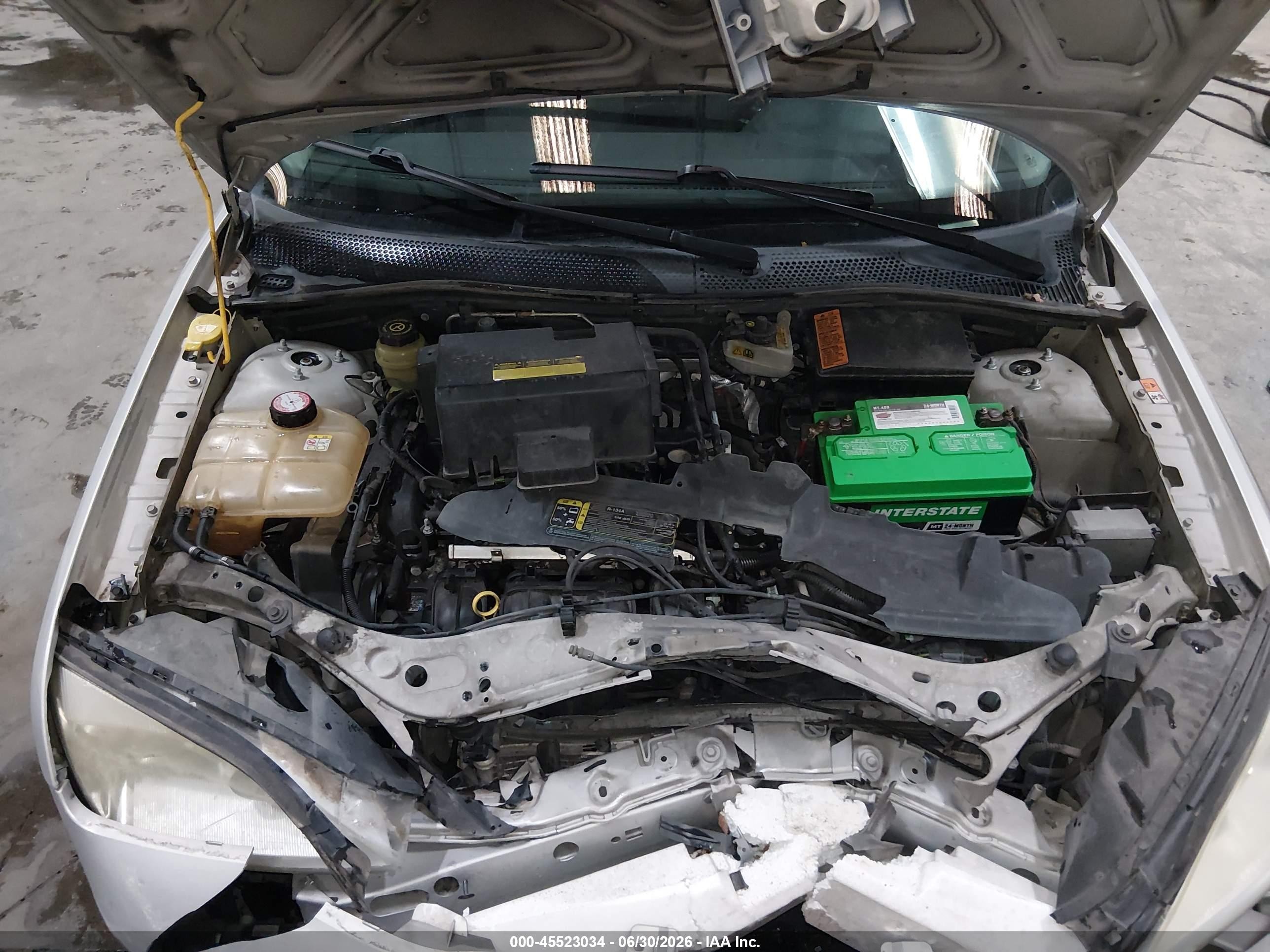 2005 Ford Focus Zx5 Серебряный vin: 3FAHP37N45R107535