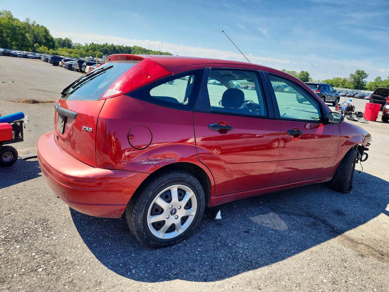 2005 Ford Focus Zx5 Red vin: 3FAHP37N45R115120