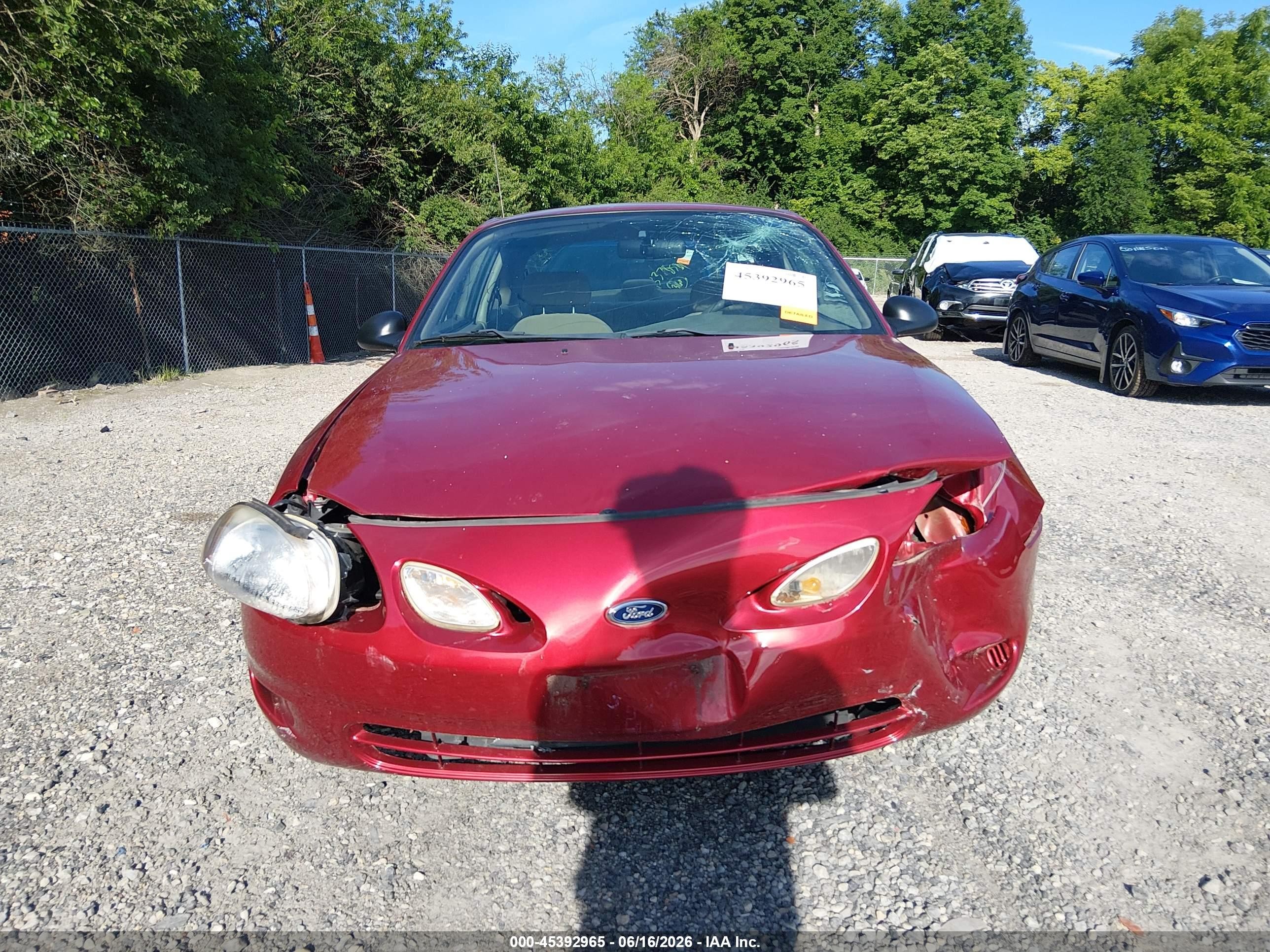 2000 Ford Escort Zx2 Red vin: 3FAKP1130YR155488