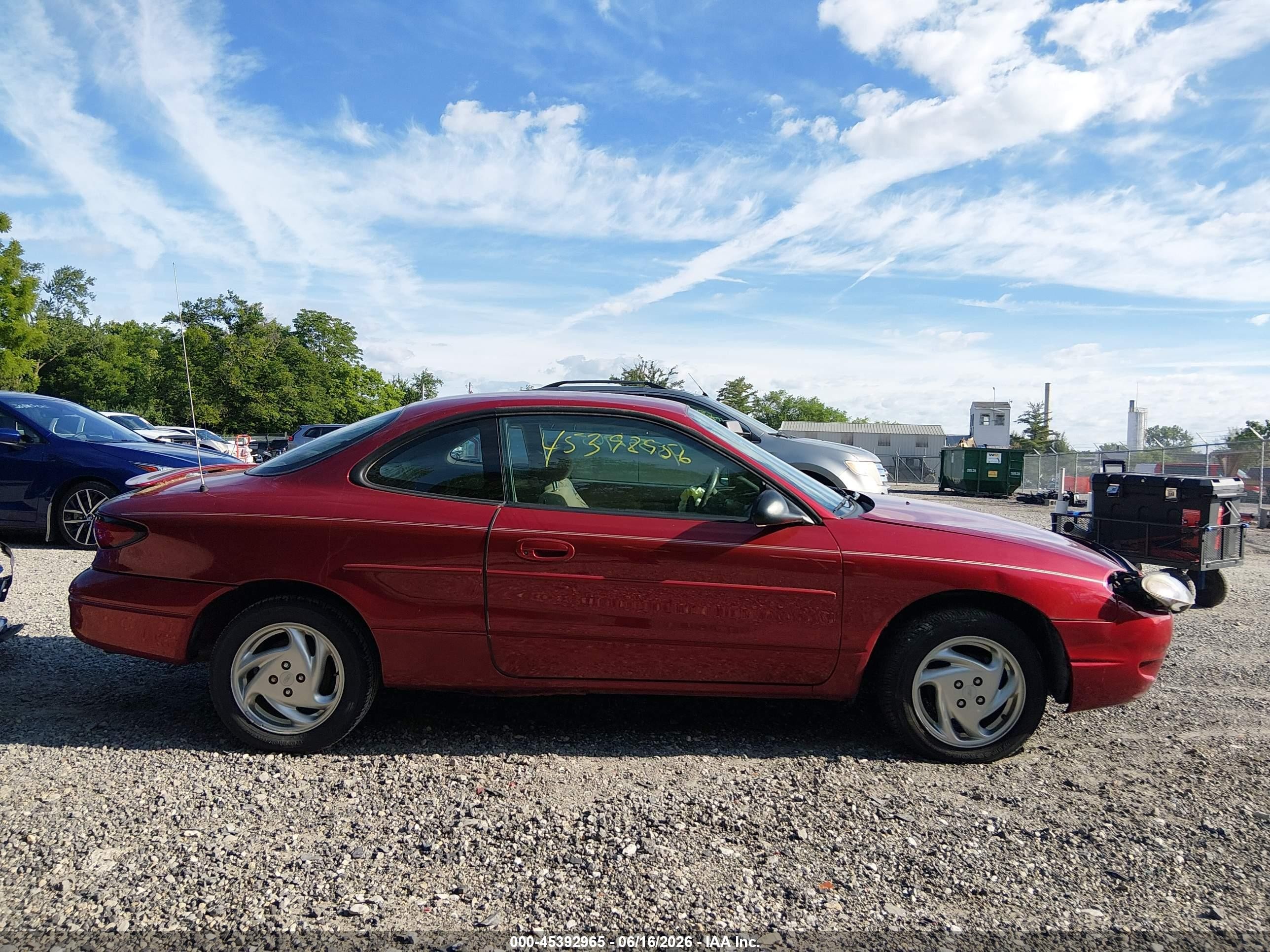 2000 Ford Escort Zx2 Red vin: 3FAKP1130YR155488