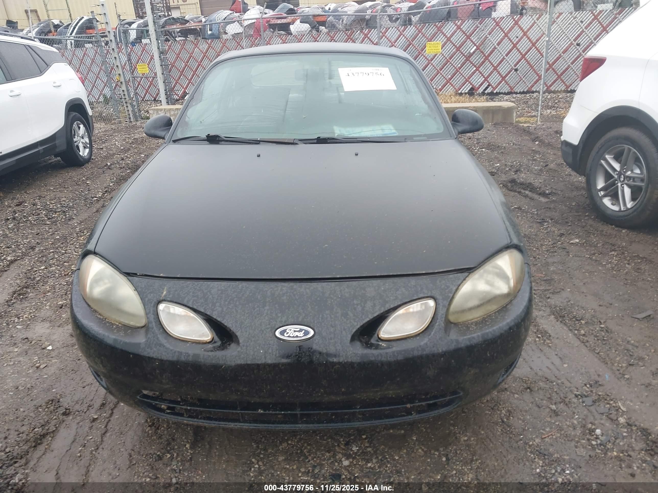 2000 Ford Escort Zx2 Black vin: 3FAKP1130YR241240