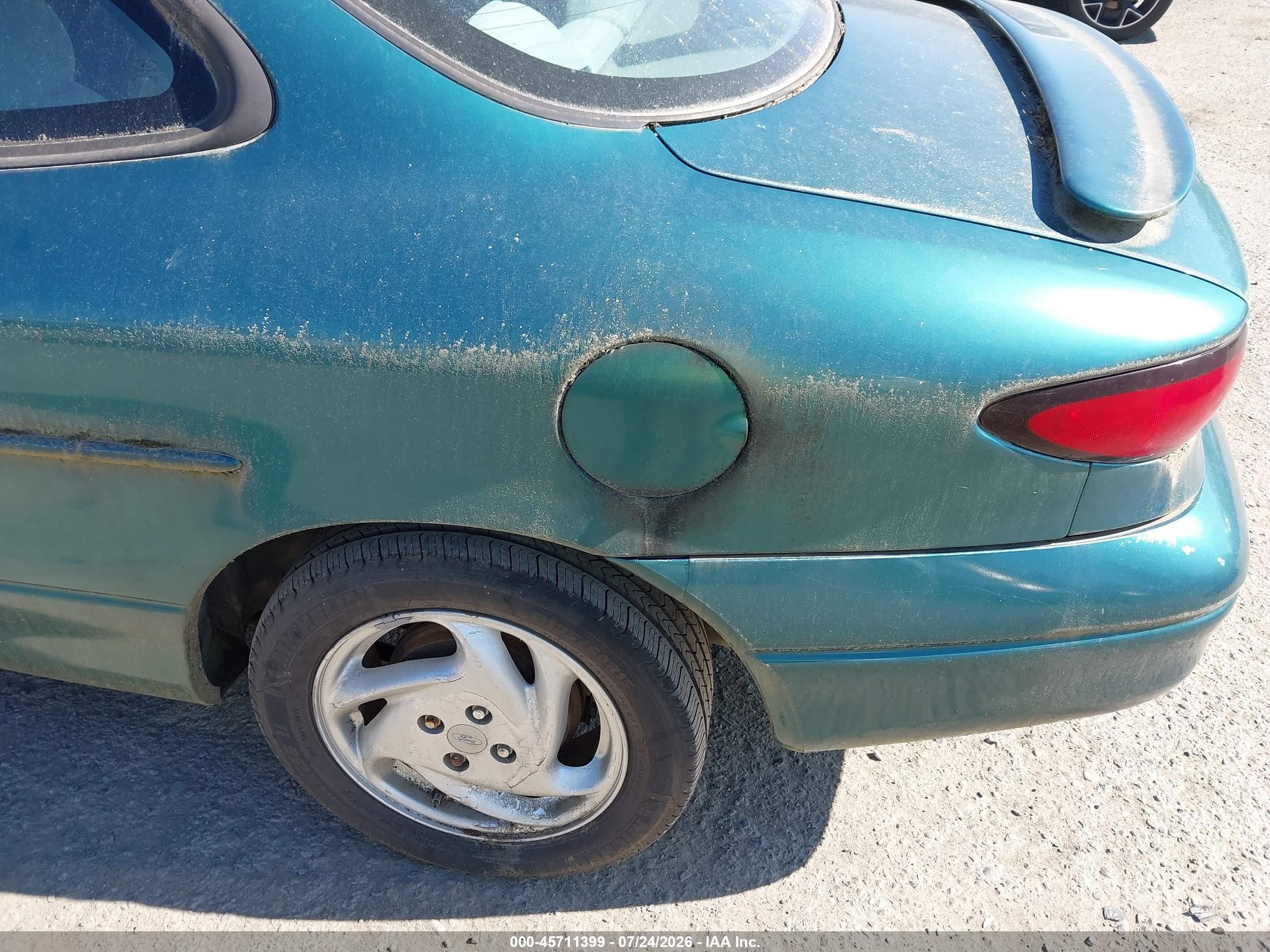 1998 Ford Escort Zx2 Hot/zx2 Cool Зеленый vin: 3FAKP1134WR267353
