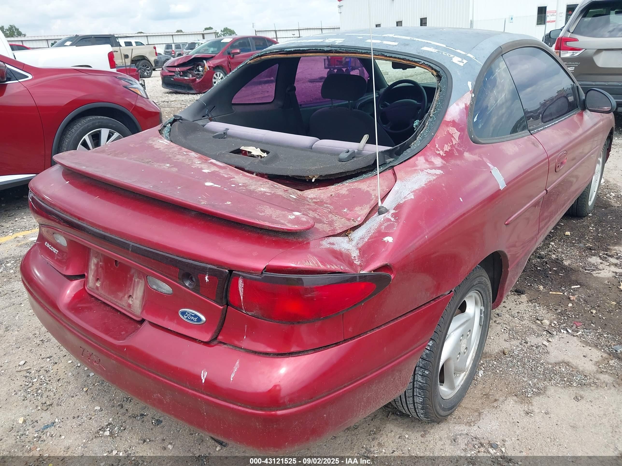 2000 Ford Escort Zx2 Red vin: 3FAKP1136YR105307