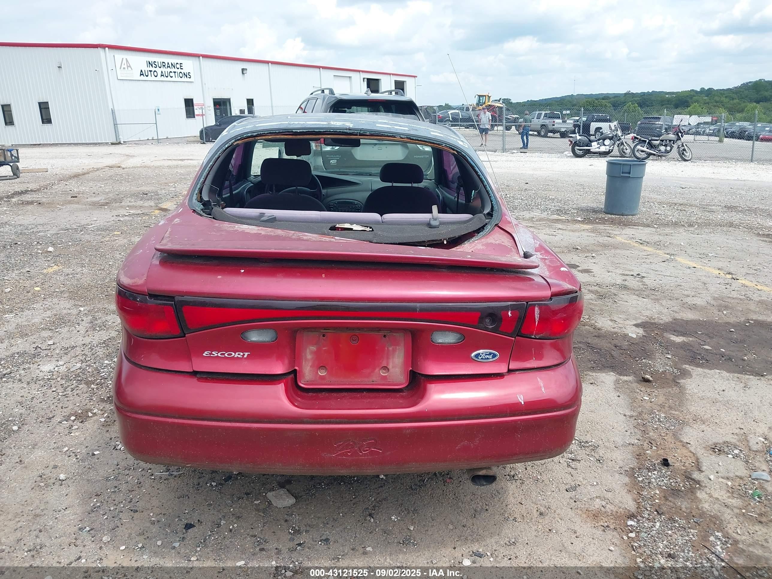 2000 Ford Escort Zx2 Red vin: 3FAKP1136YR105307