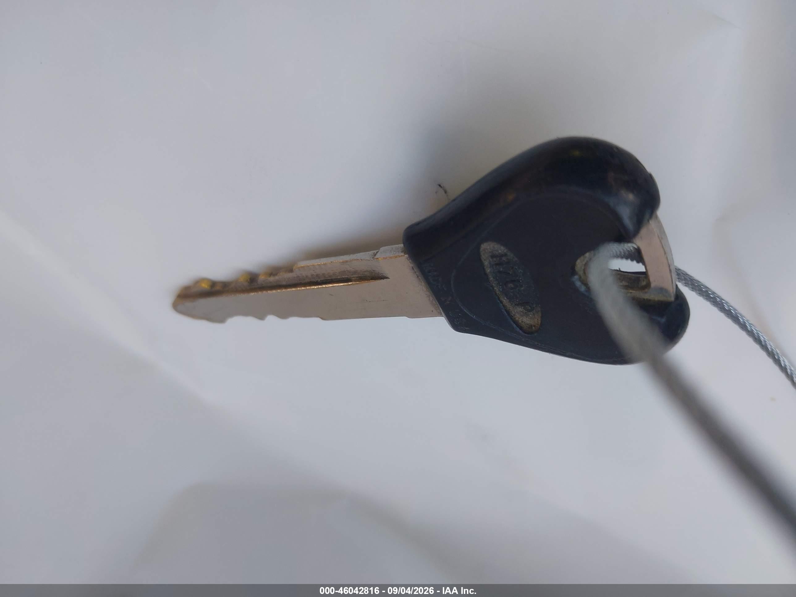 1997 Ford Escort Lx Серебряный vin: 3FALP15P3VR172055