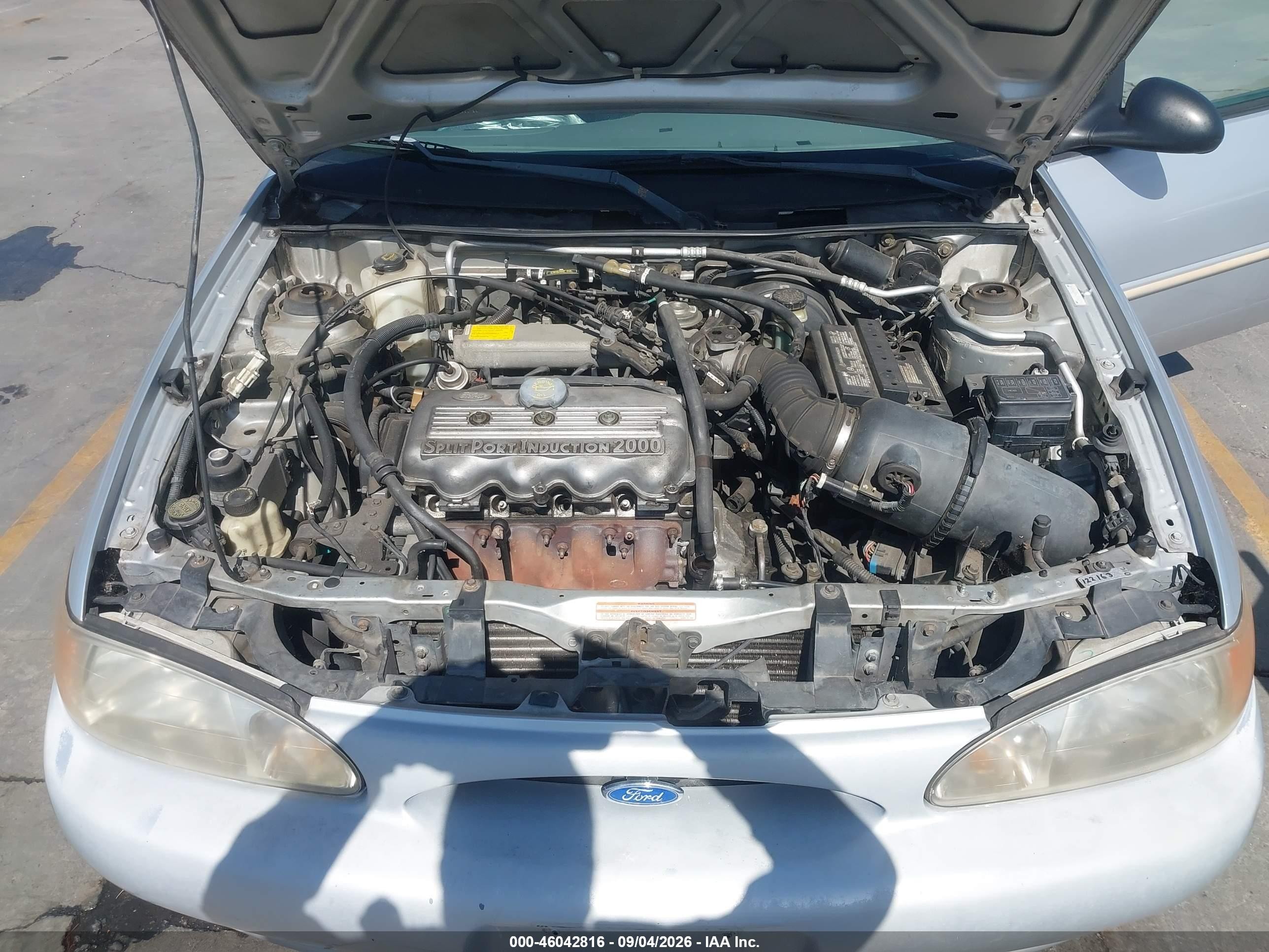 1997 Ford Escort Lx Серебряный vin: 3FALP15P3VR172055