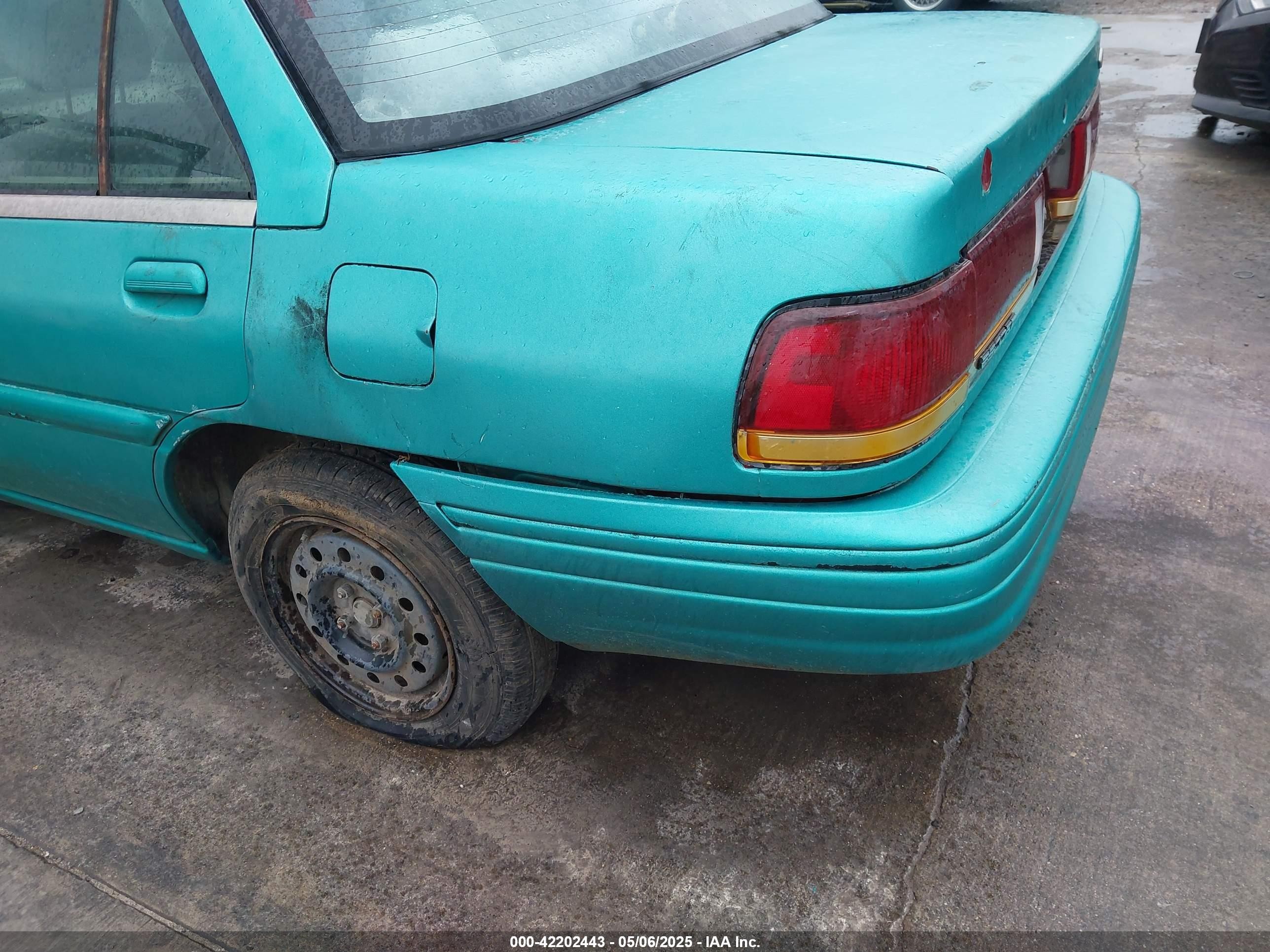 1994 Ford Escort Lx/sport Green vin: 3FARP13J0RR121191