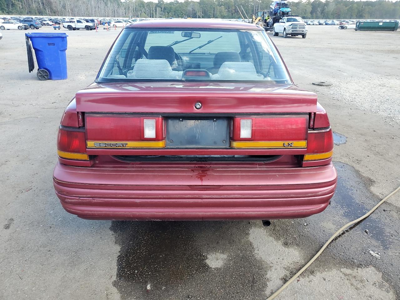 1994 Ford Escort Lx Maroon vin: 3FARP13J9RR165772