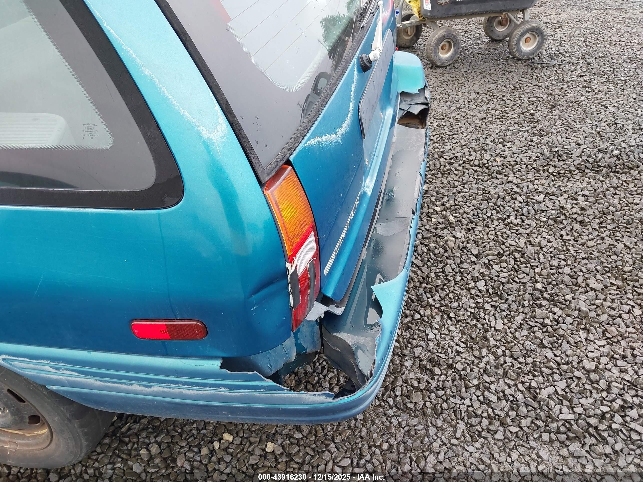 1994 Ford Escort Lx/sport Teal vin: 3FARP15J2RR140466