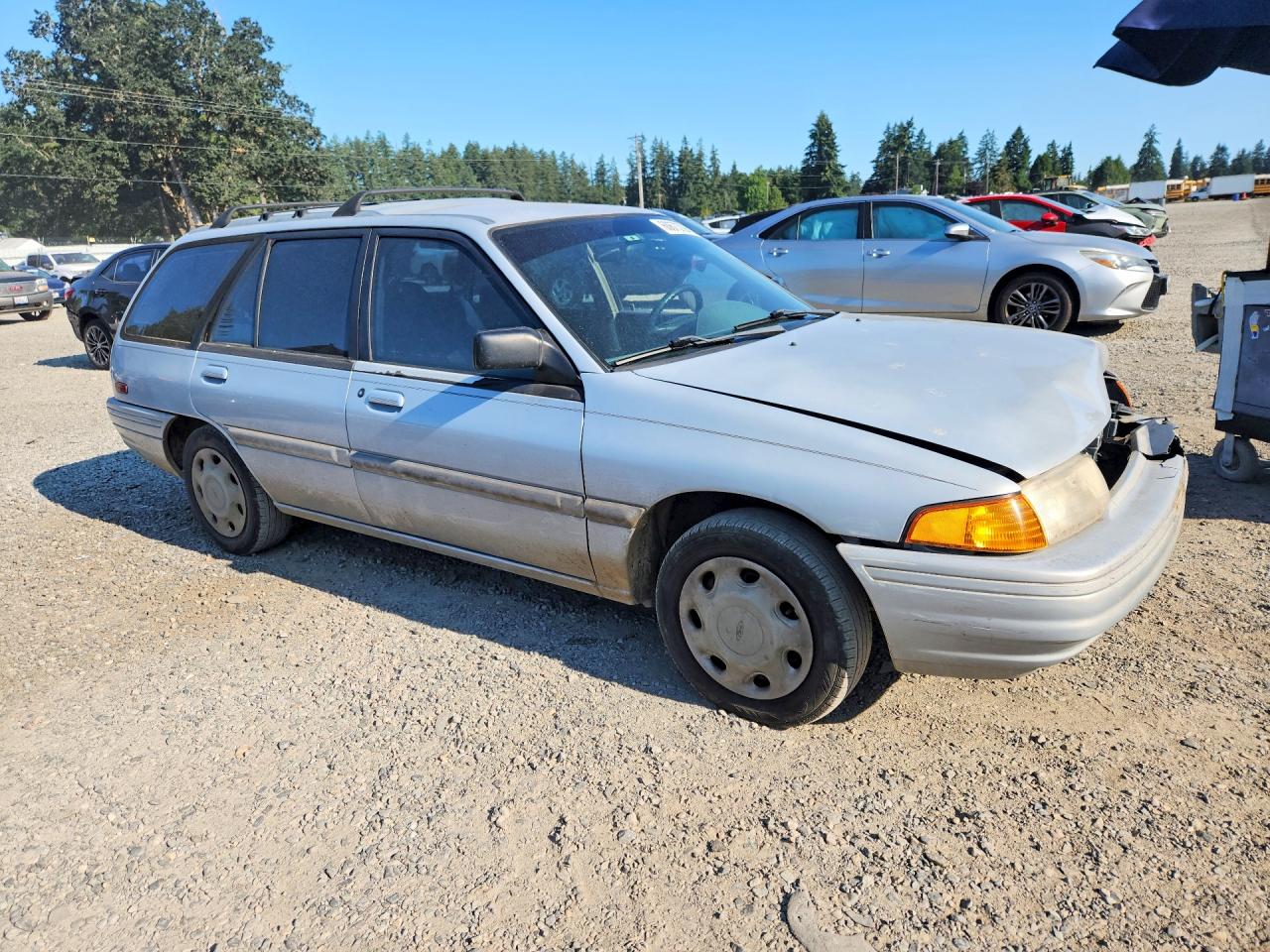 1994 Ford Escort Lx Серебряный vin: 3FARP15J3RR149936