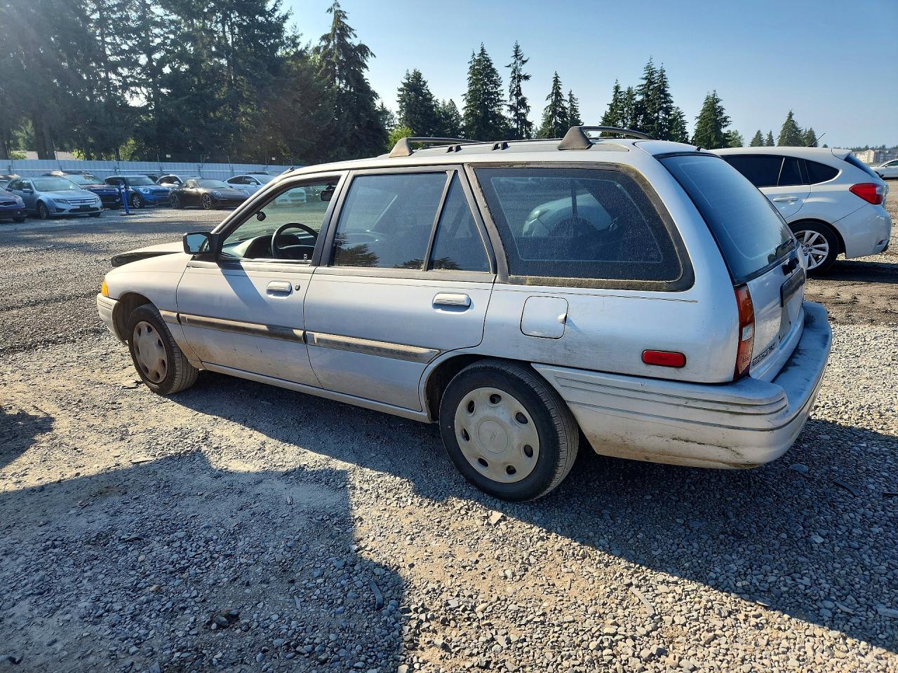 1994 Ford Escort Lx Серебряный vin: 3FARP15J3RR149936